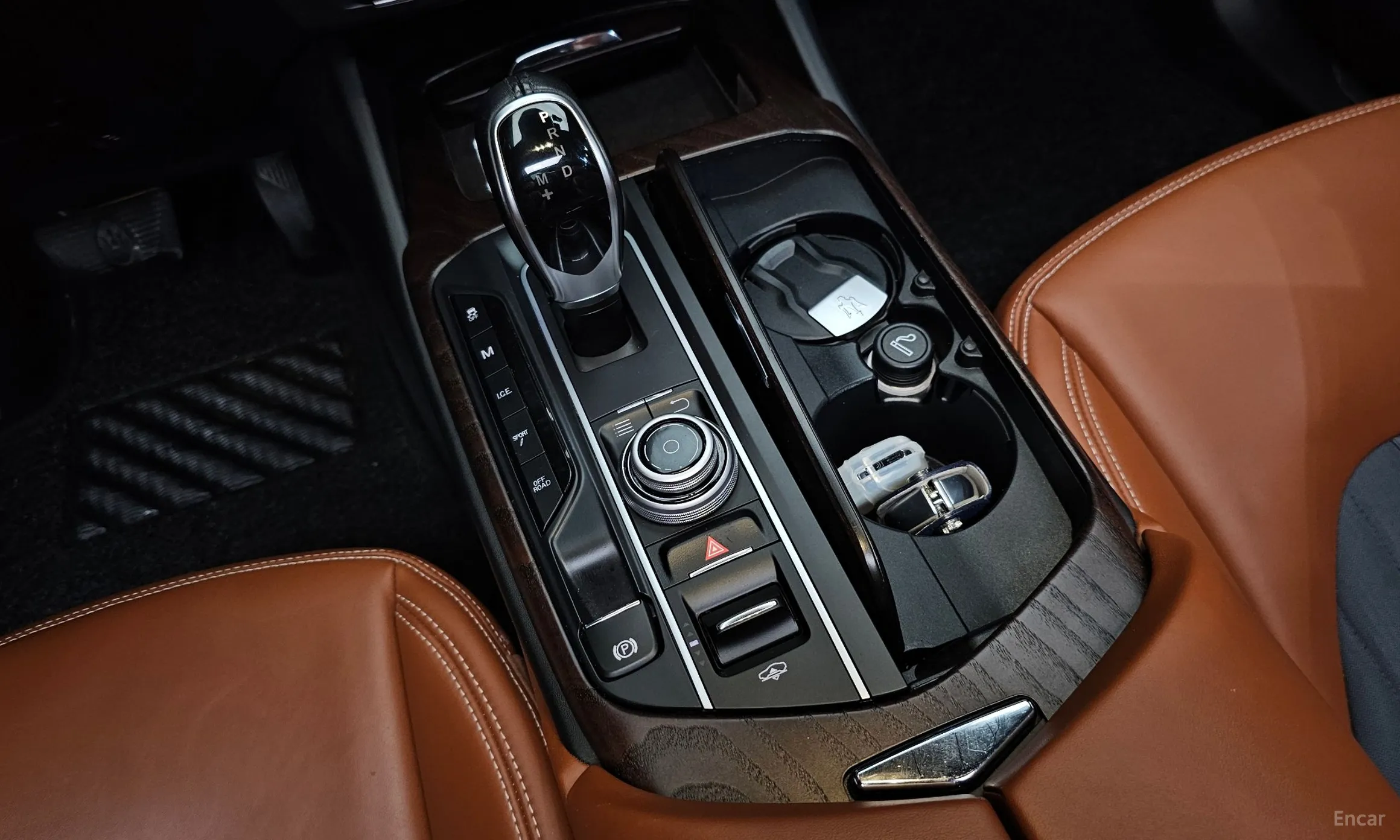 Maserati Levante превью 9