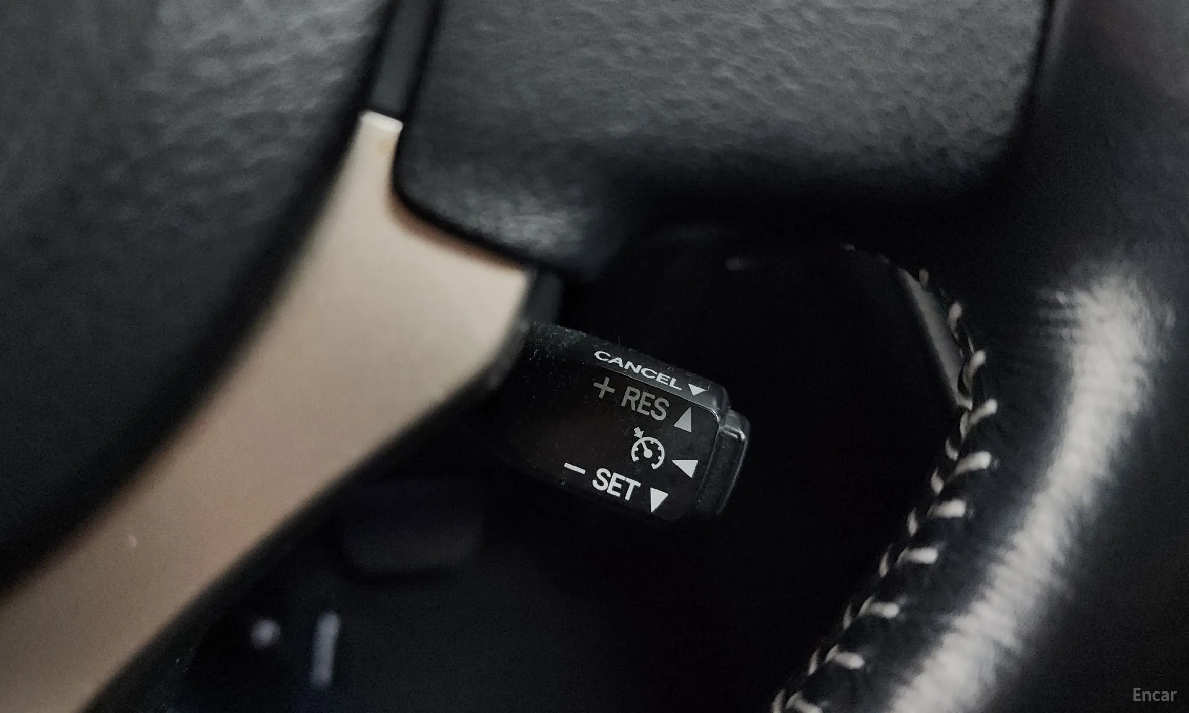Lexus CT200h превью 13