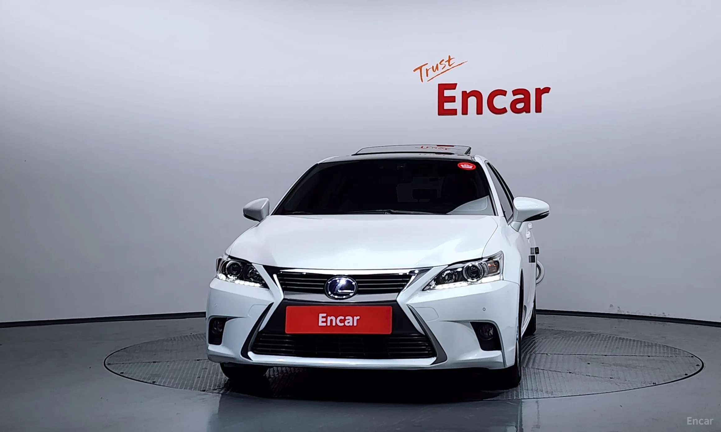 Lexus CT200h превью 3