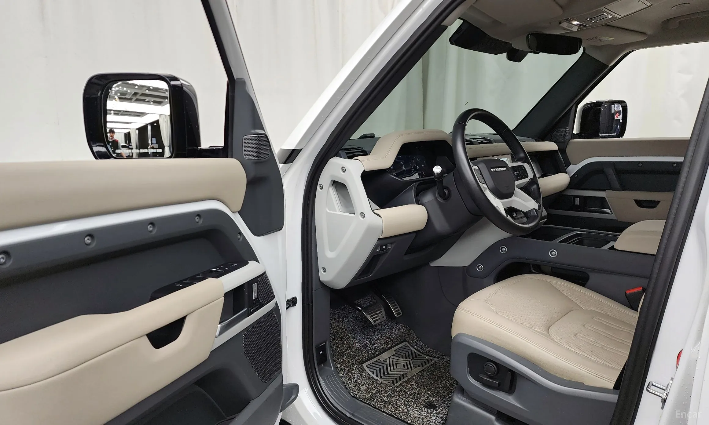 Land Rover Defender (L663) превью 10