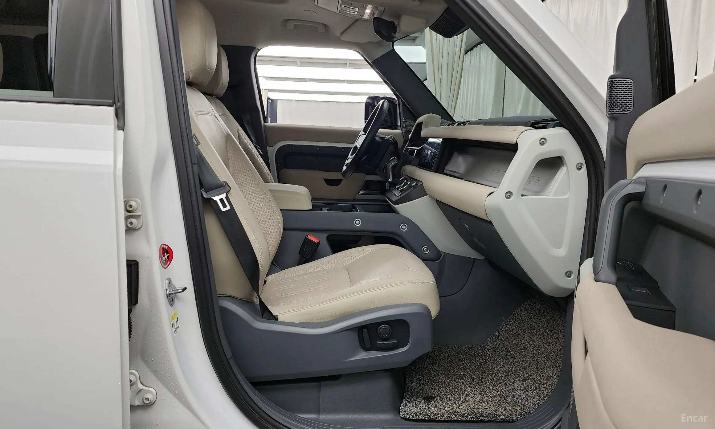 Land Rover Defender (L663) превью 11