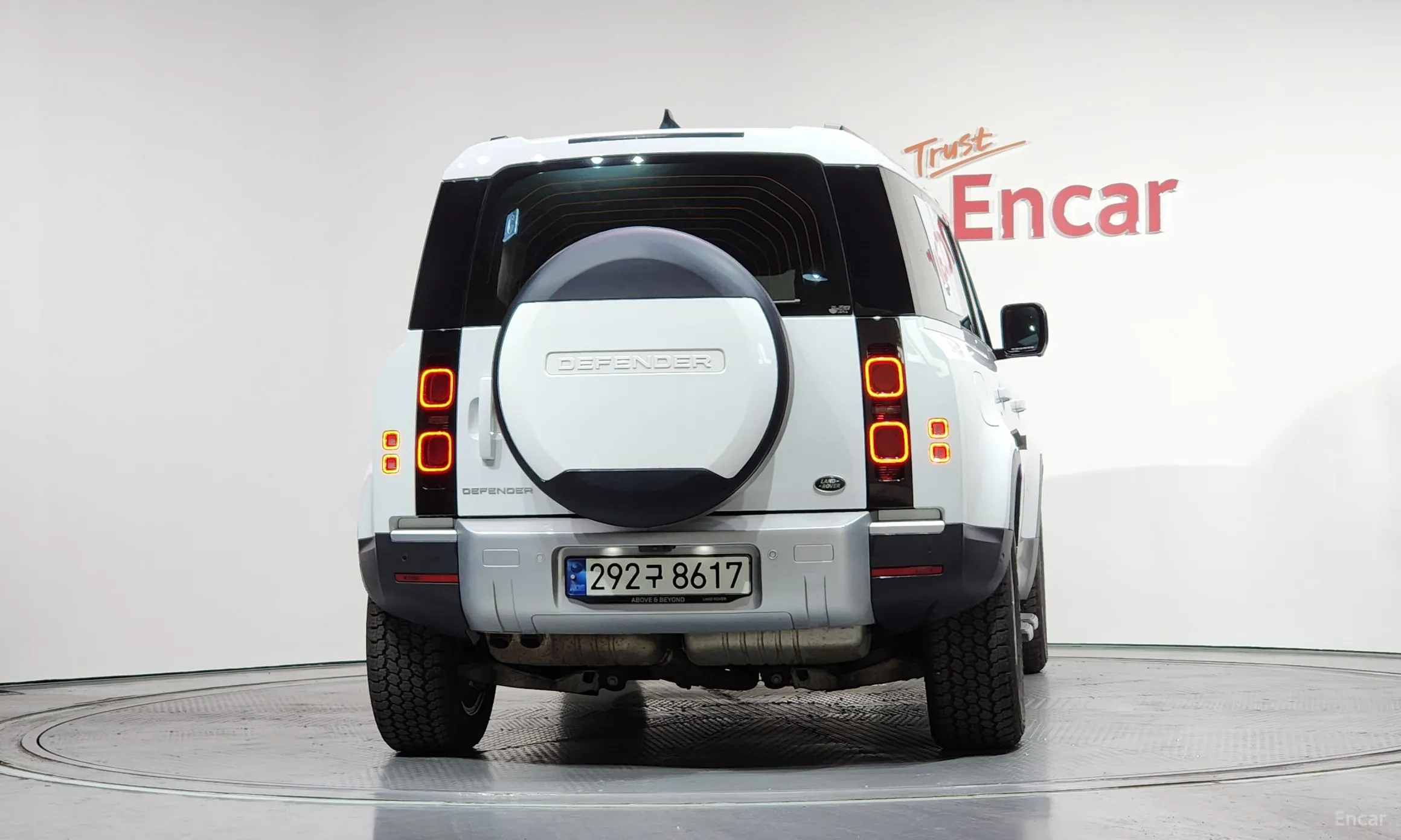 Land Rover Defender (L663) превью 4