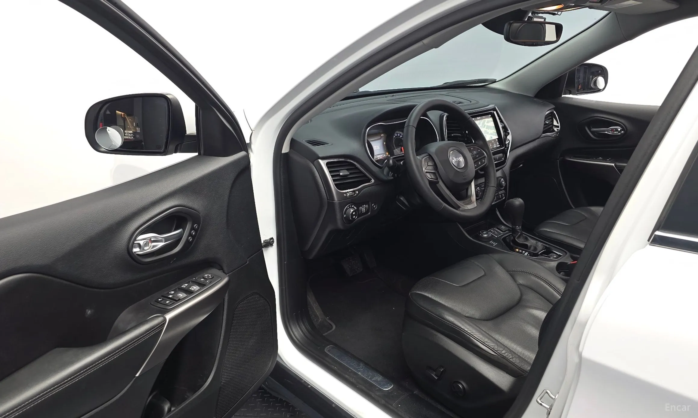 Jeep Cherokee (KL) превью 10