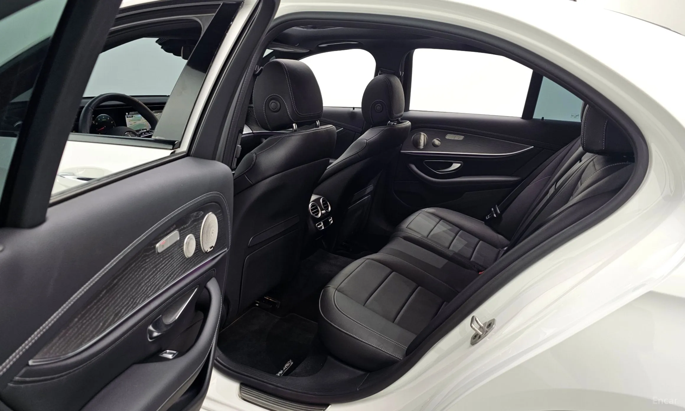 Mercedes Benz E-Class W213 превью 11