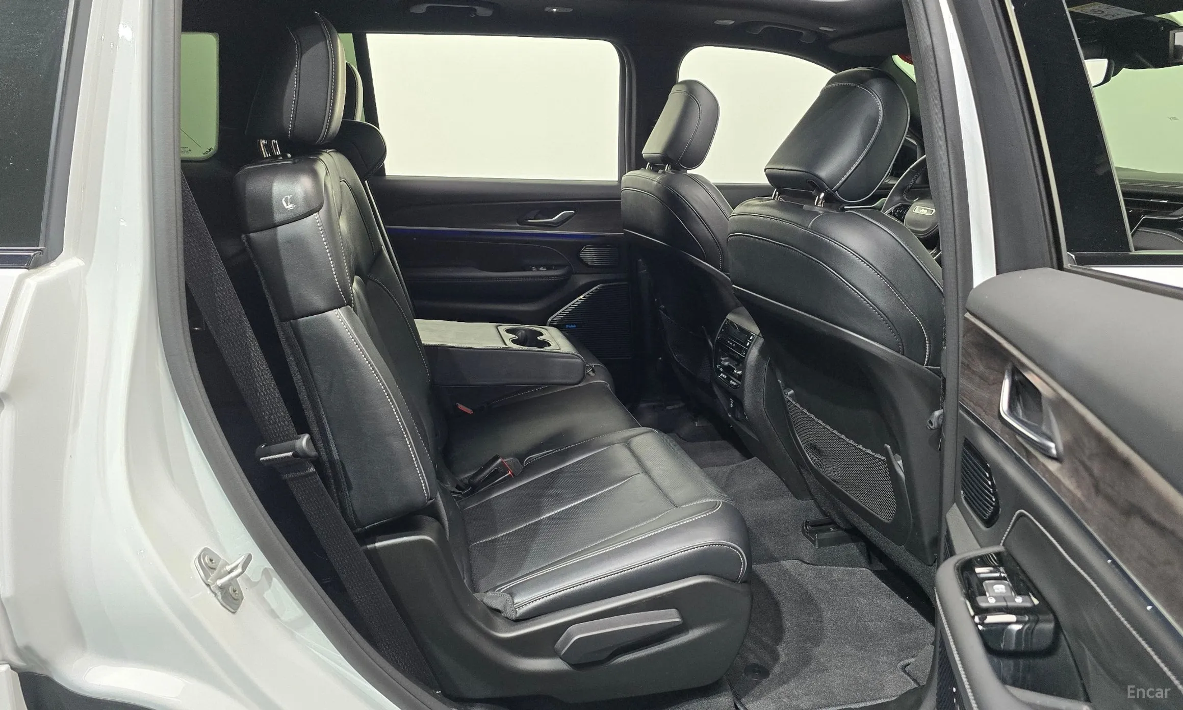 Jeep Grand Cherokee (WL) превью 12