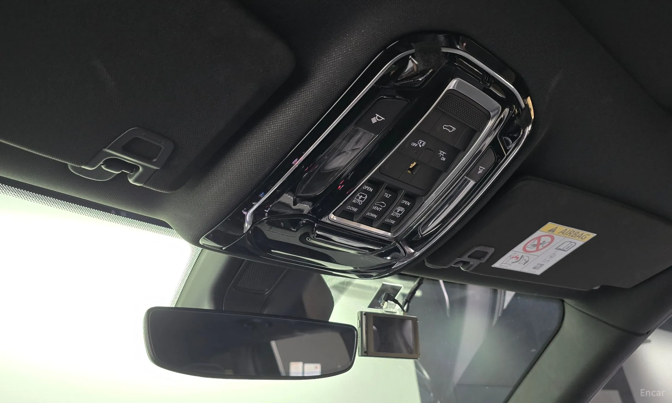 Jeep Grand Cherokee (WL) превью 17