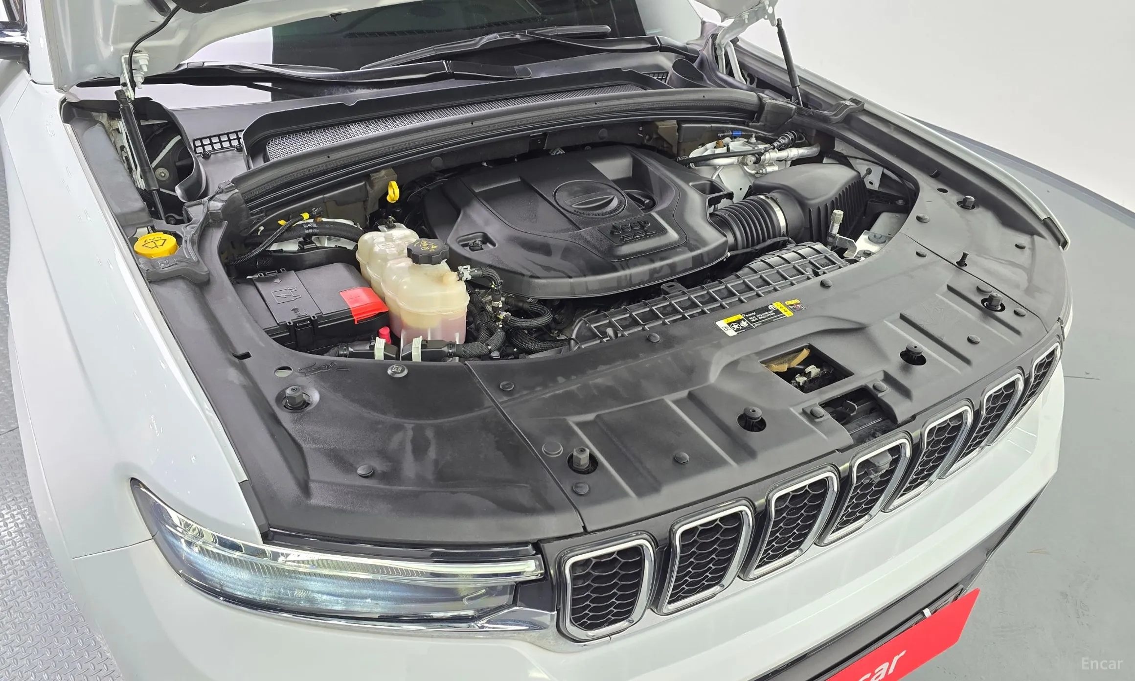 Jeep Grand Cherokee (WL) превью 6