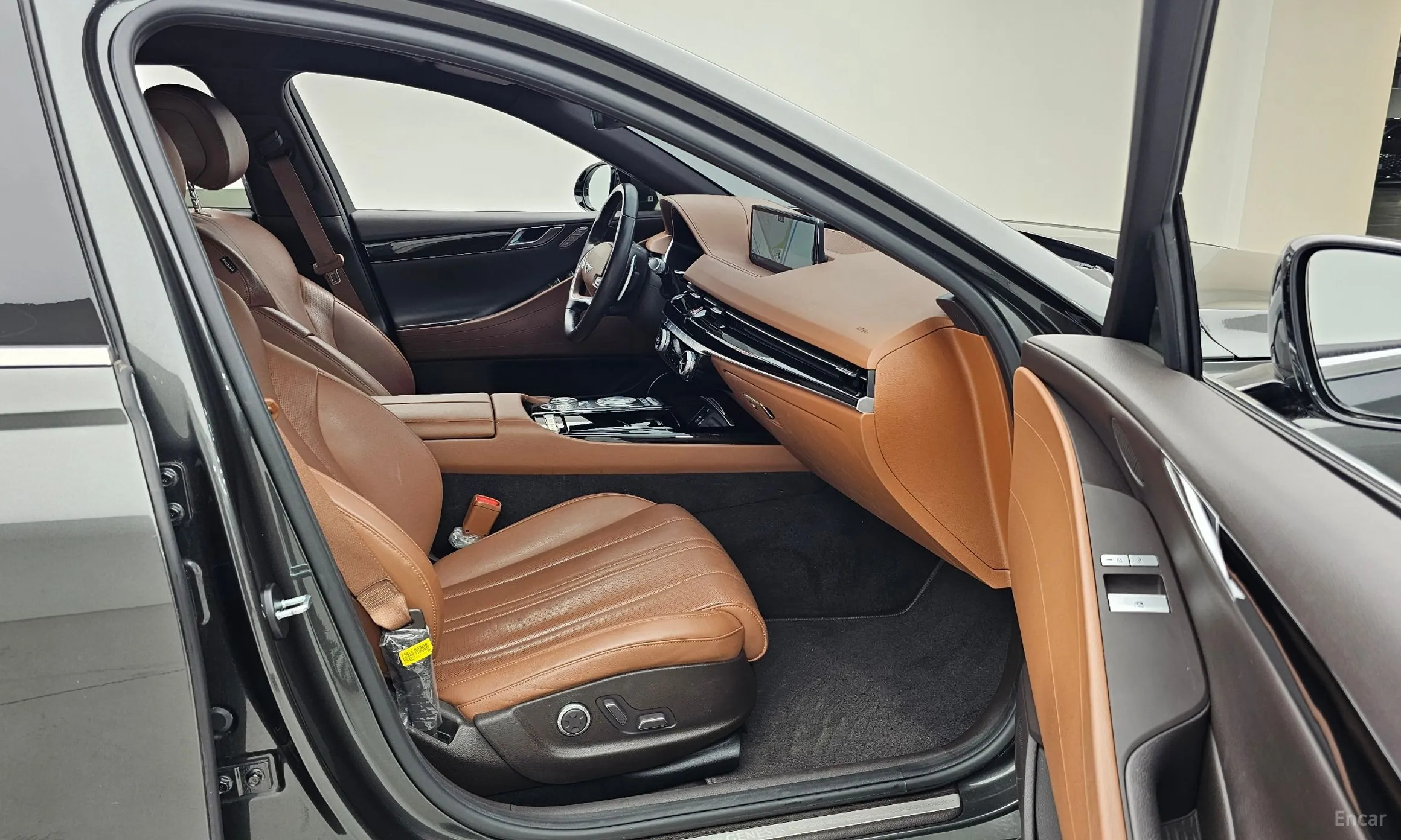 Genesis G80 (RG3) превью 11
