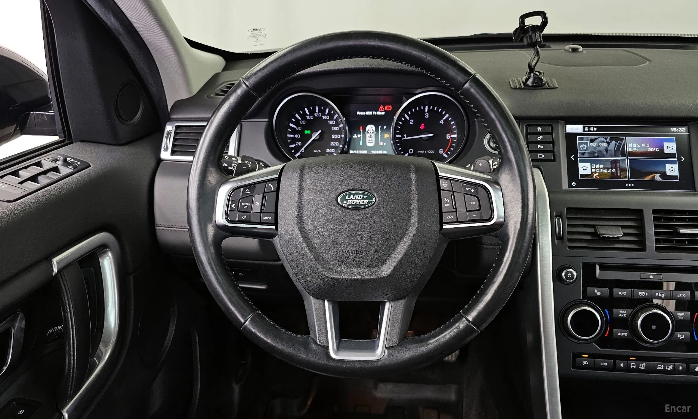 Land Rover Discovery Sports превью 13