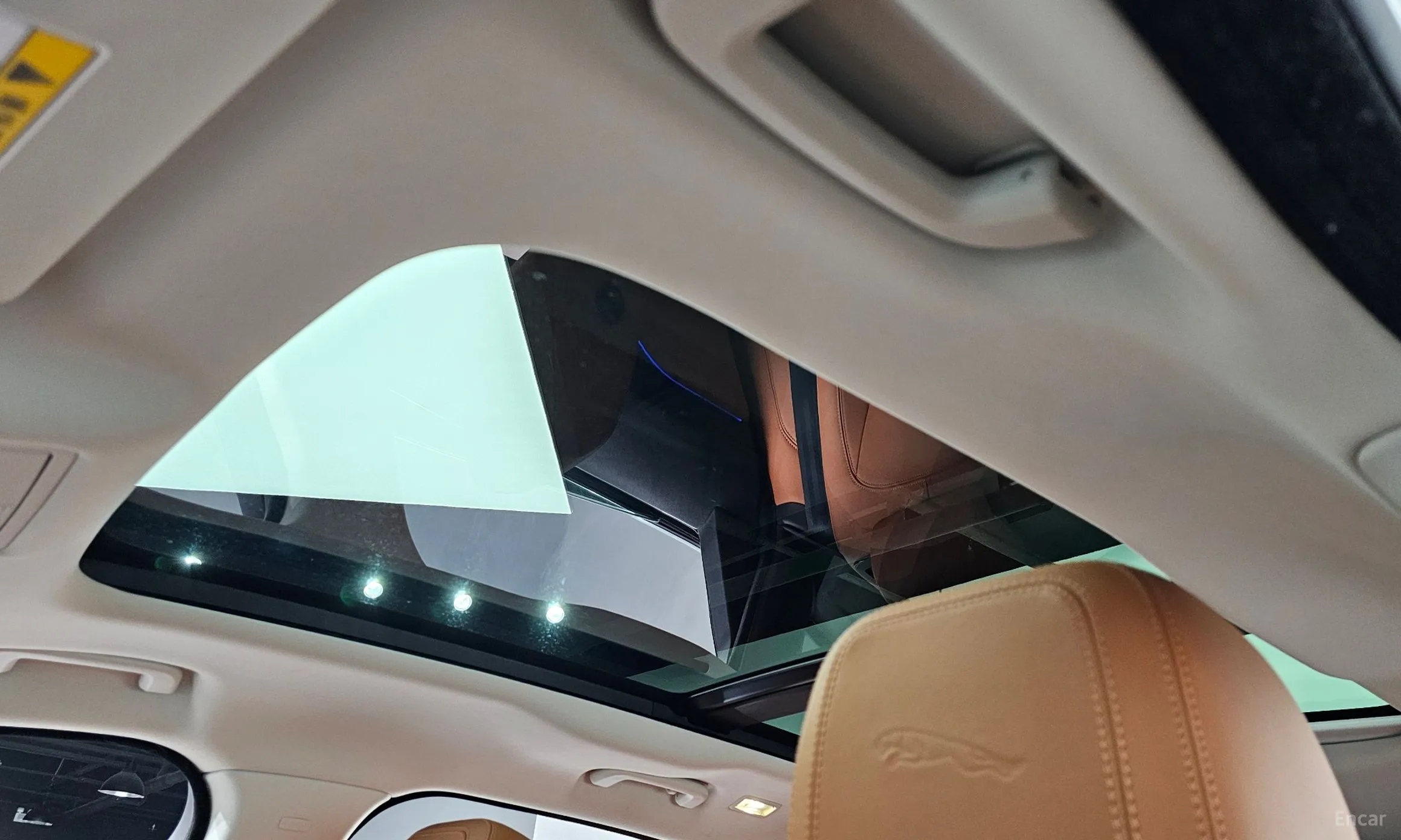 Jaguar F-PACE превью 17