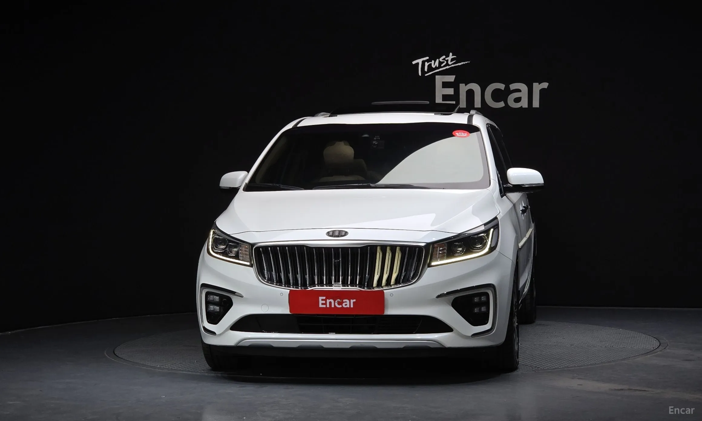 Kia Carnival превью 3