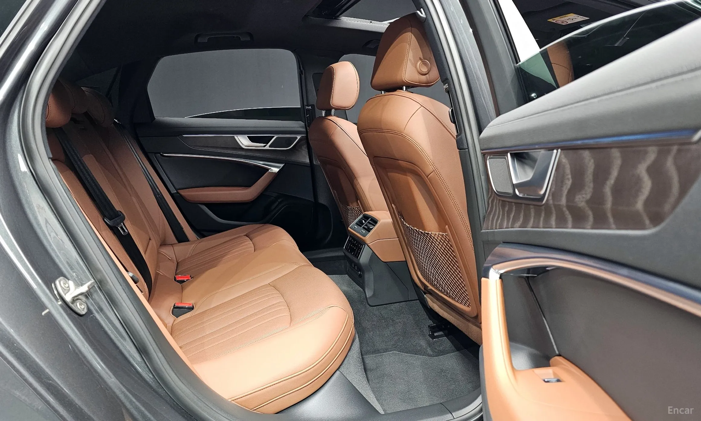Audi A6 (C8) превью 12