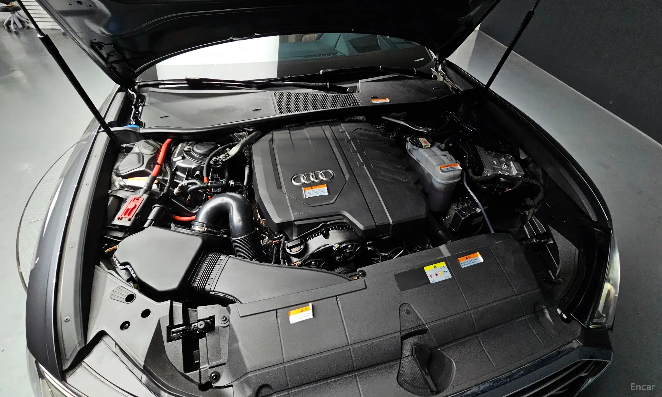 Audi A6 (C8) превью 6