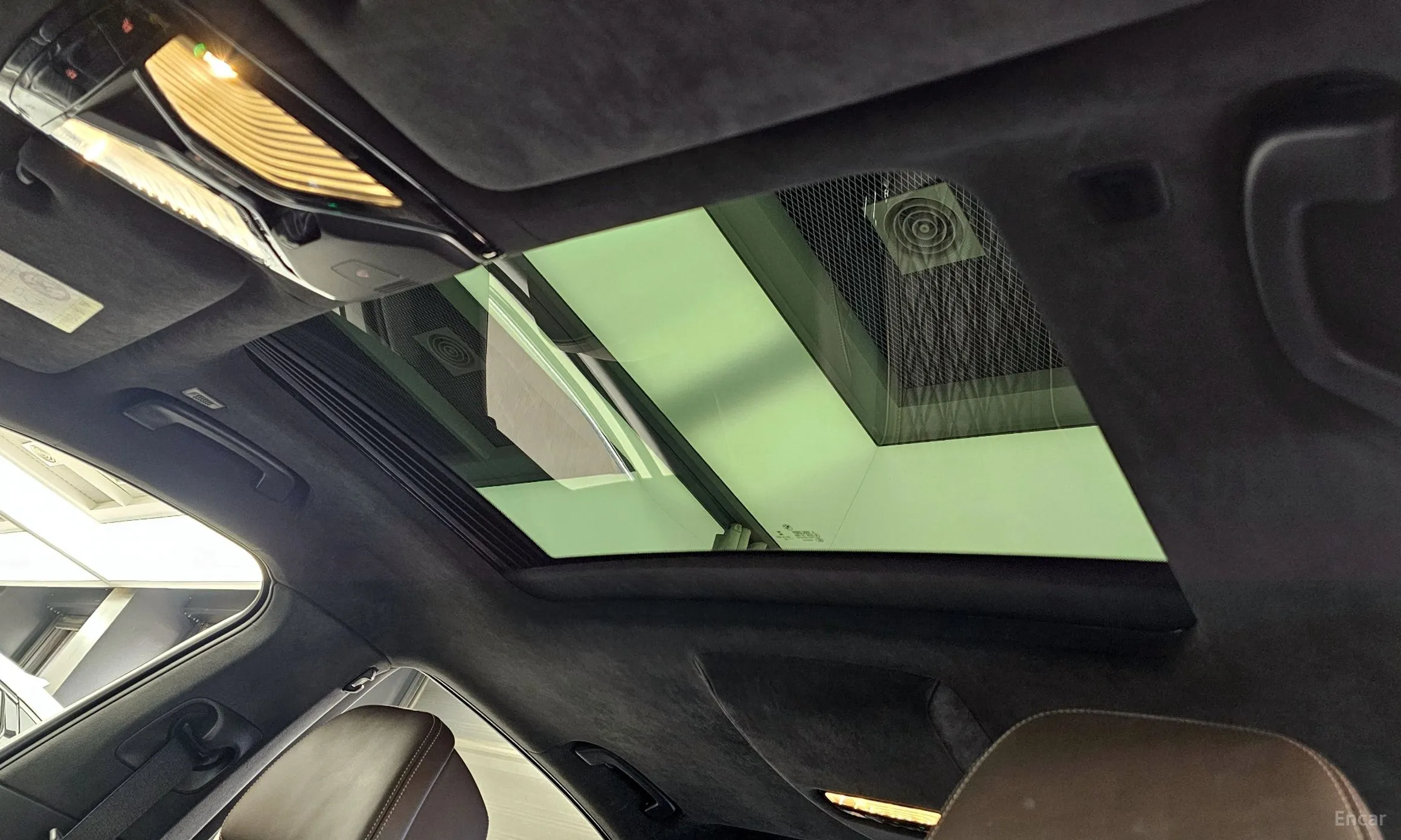 BMW 7 Series (G11) превью 19