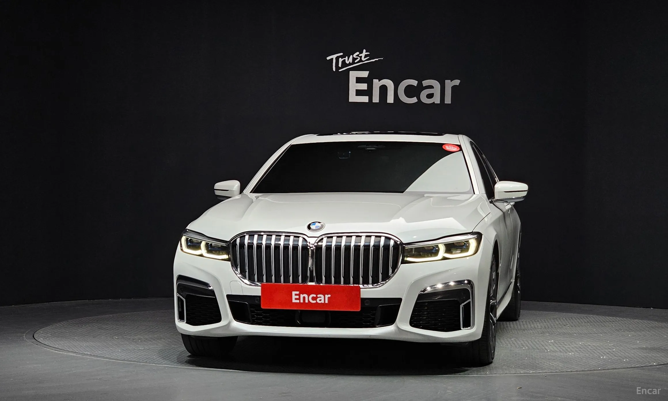 BMW 7 Series (G11) превью 3