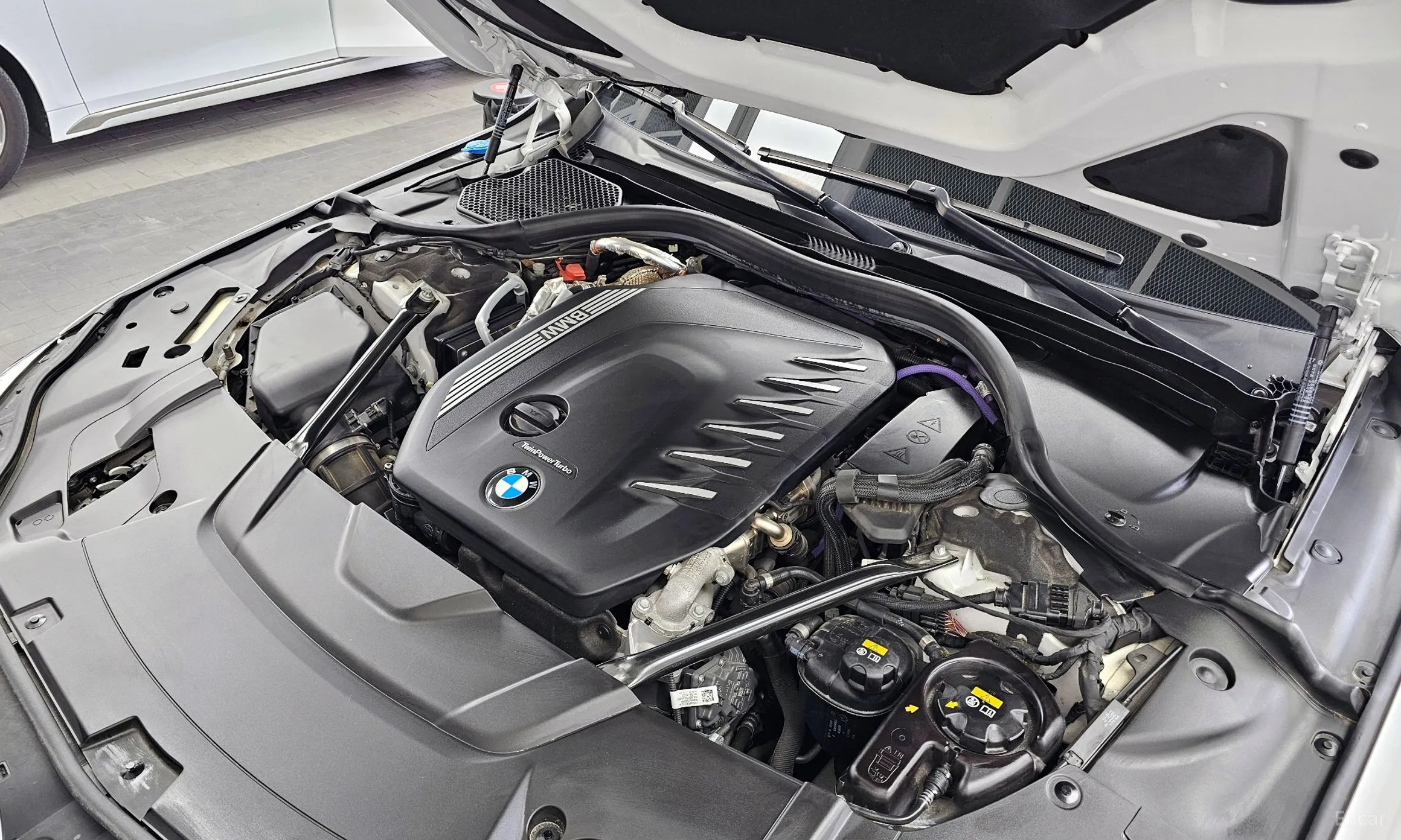 BMW 7 Series (G11) превью 6