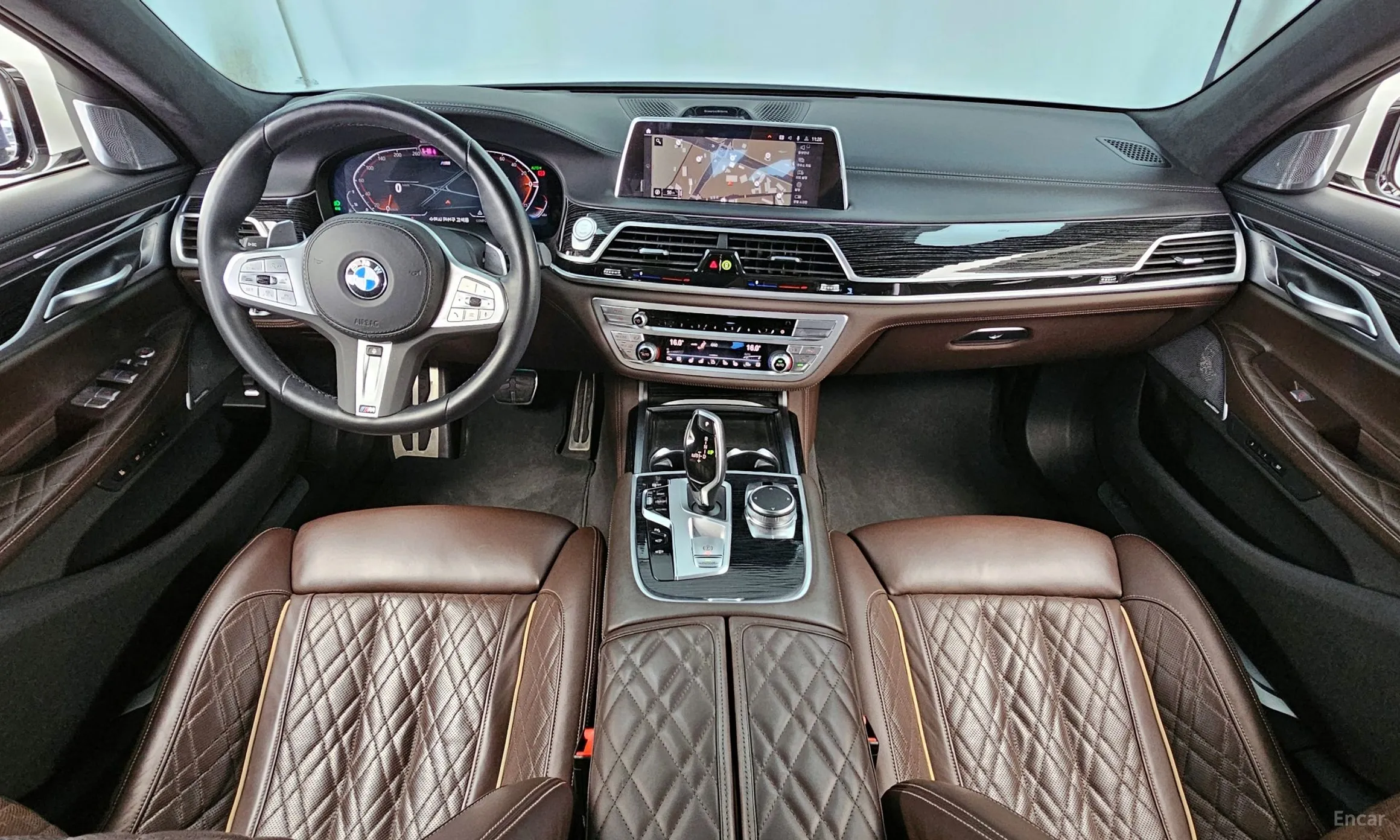 BMW 7 Series (G11) превью 7
