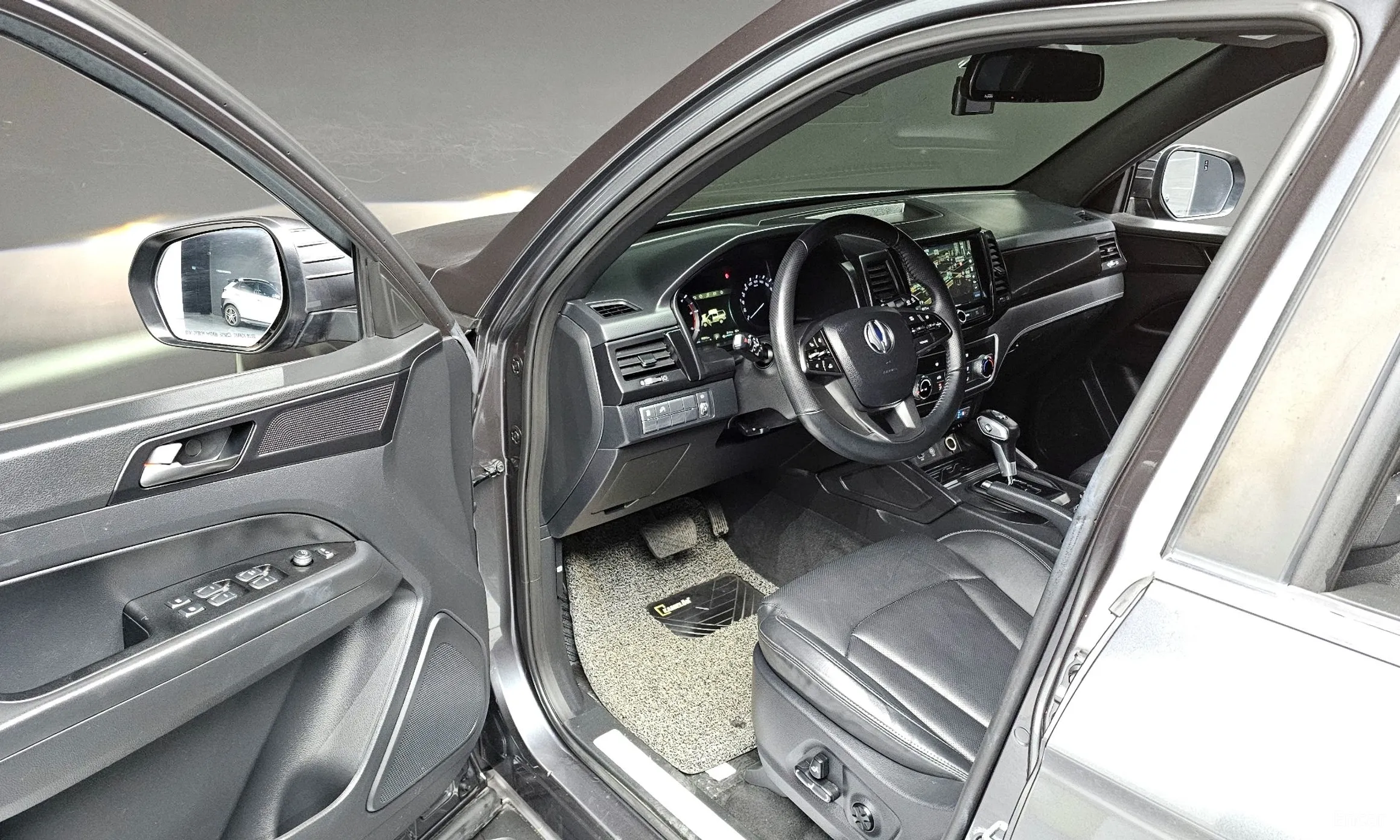 KG Mobility (SsangYong) Rexton Sports превью 10