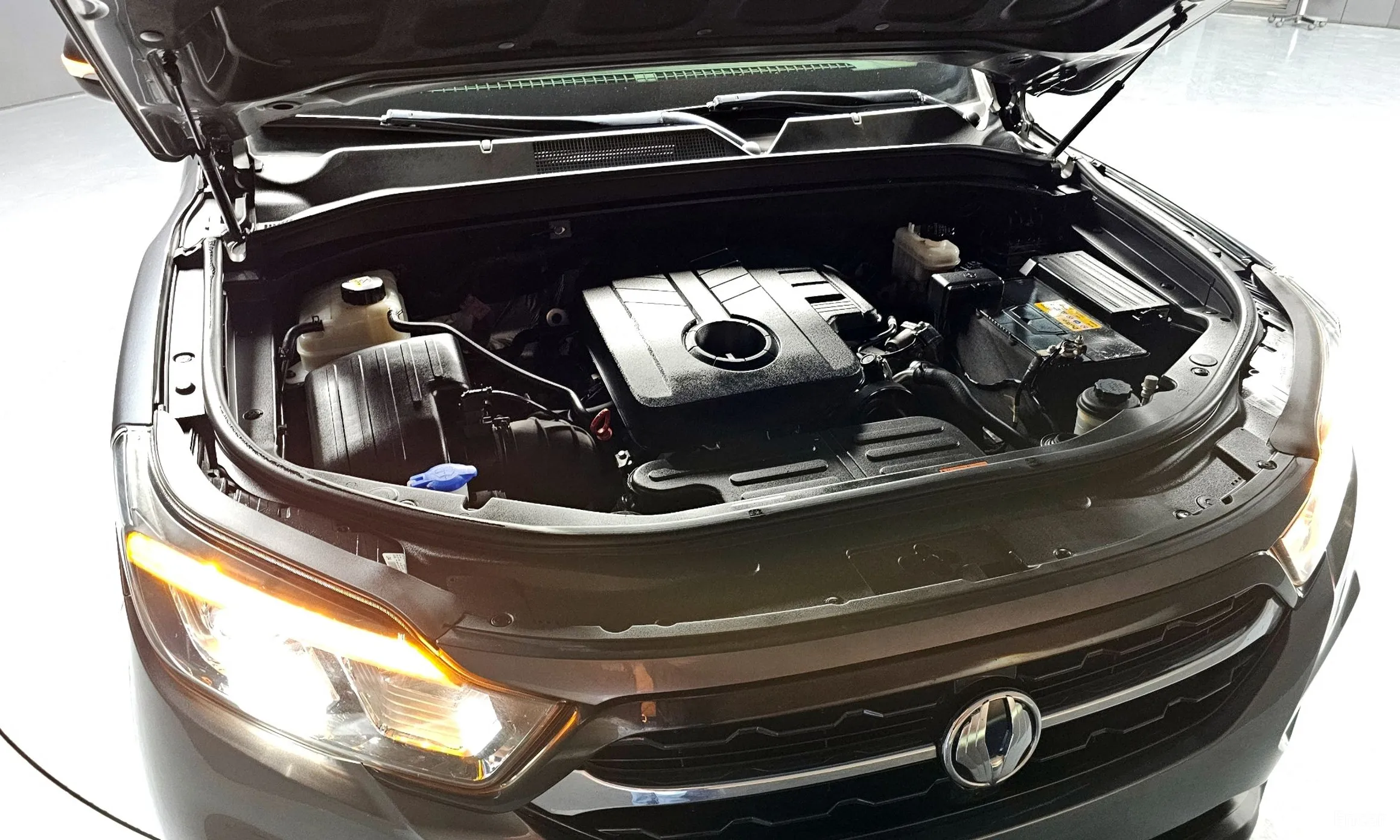 KG Mobility (SsangYong) Rexton Sports превью 6