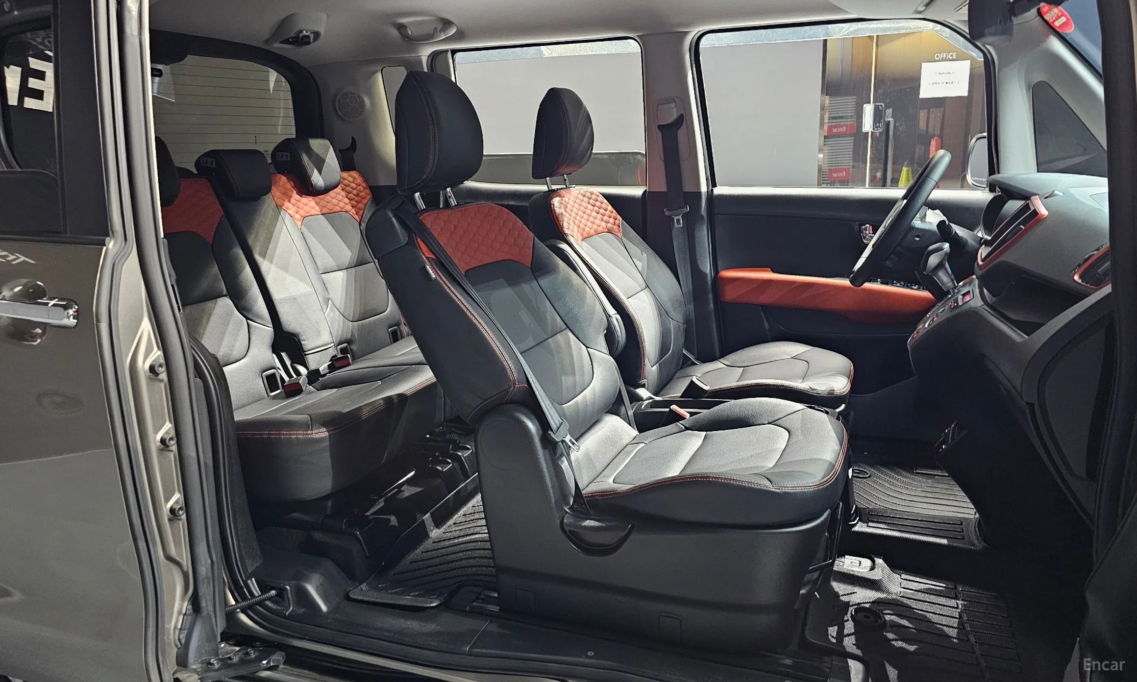 Kia Ray превью 11