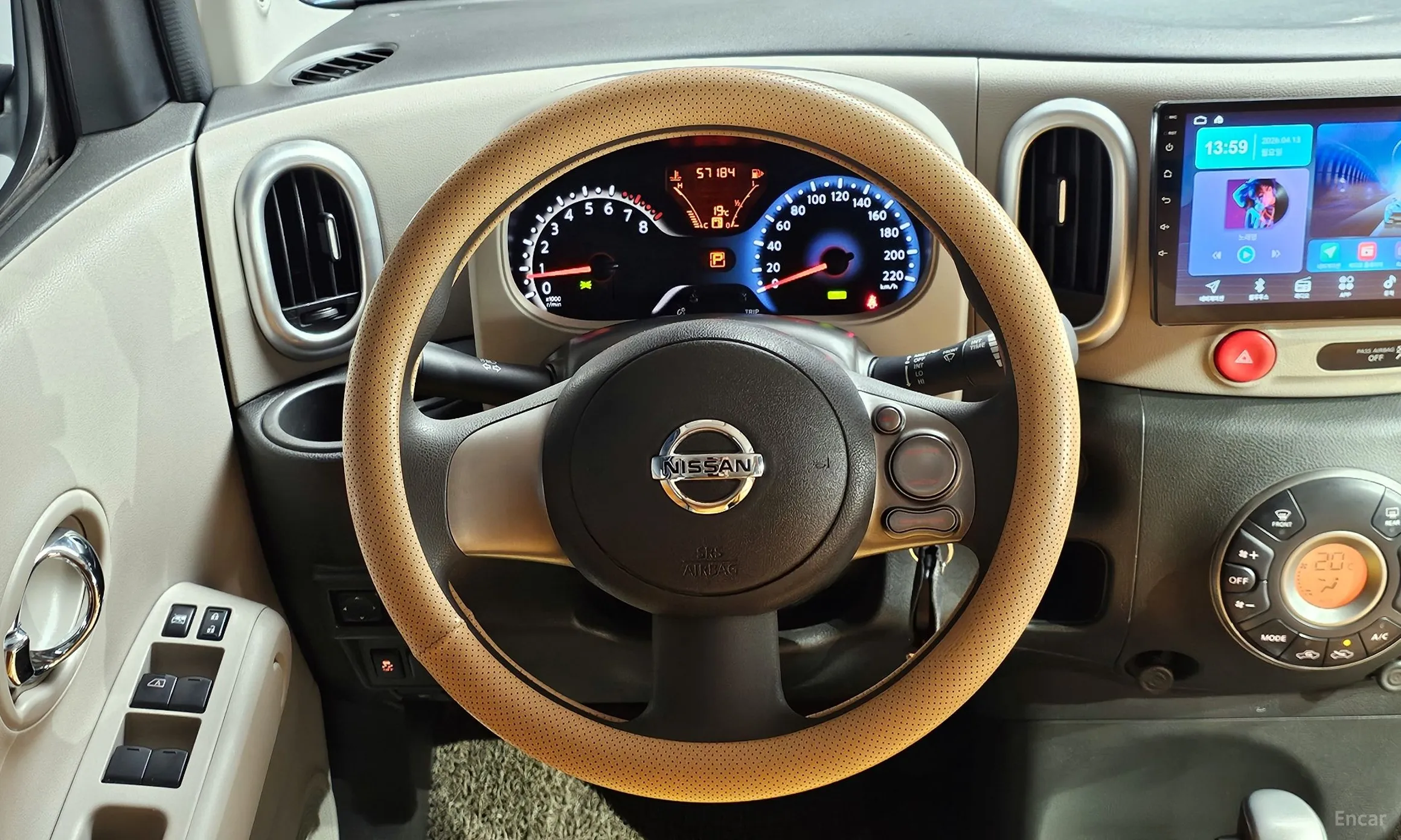 Nissan Cube превью 16