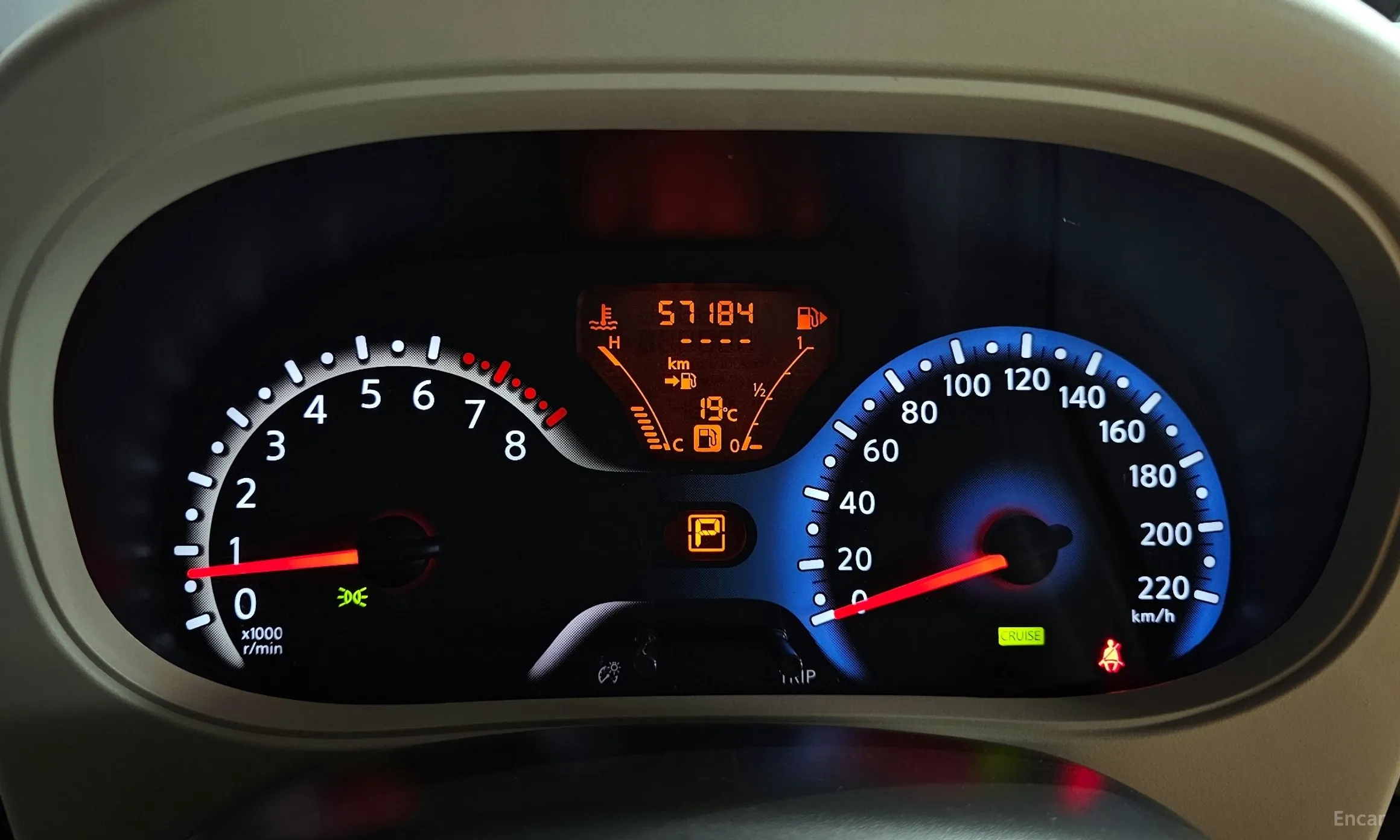 Nissan Cube превью 8