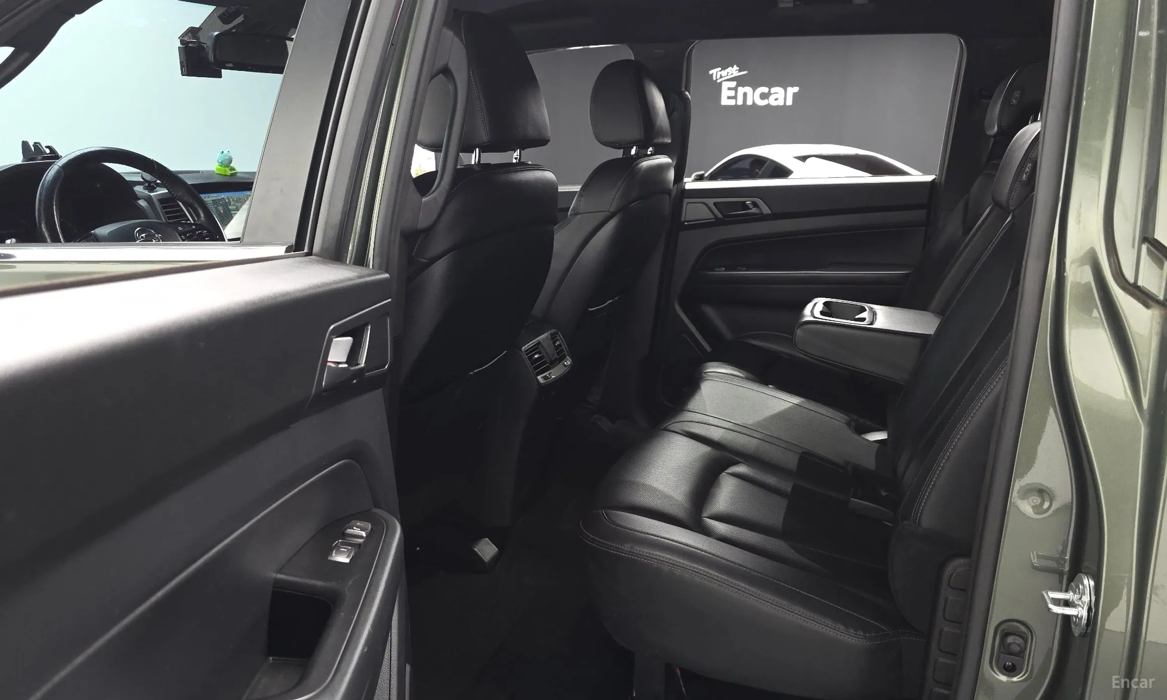 KG Mobility (SsangYong) Rexton Sports превью 12
