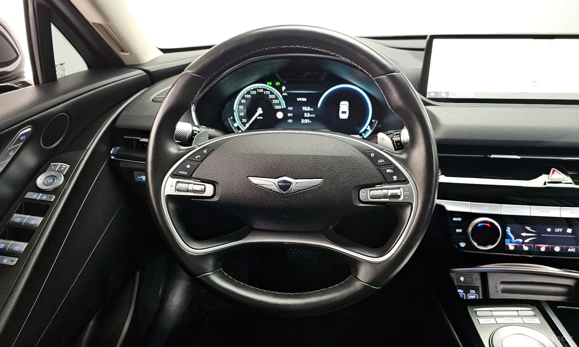 Genesis G80 (RG3) превью 15