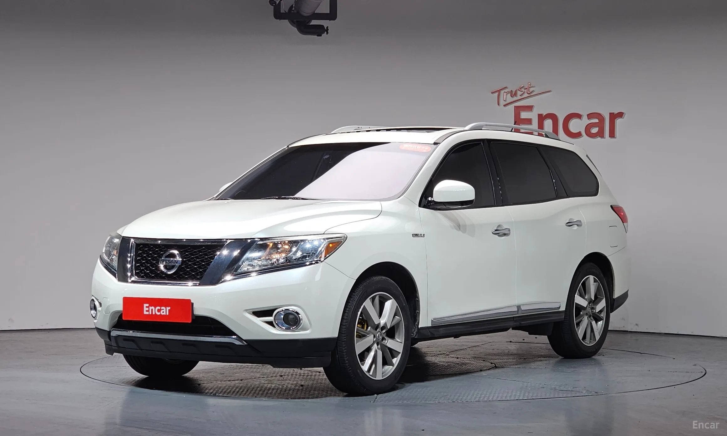 Nissan Pathfinder Gen 4