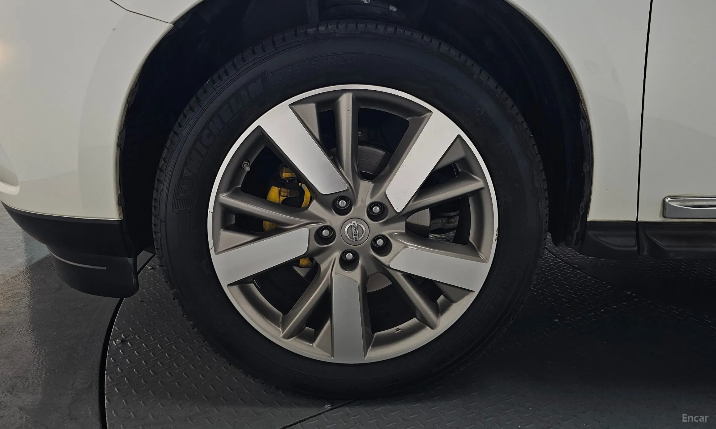 Nissan Pathfinder Gen 4 превью 5