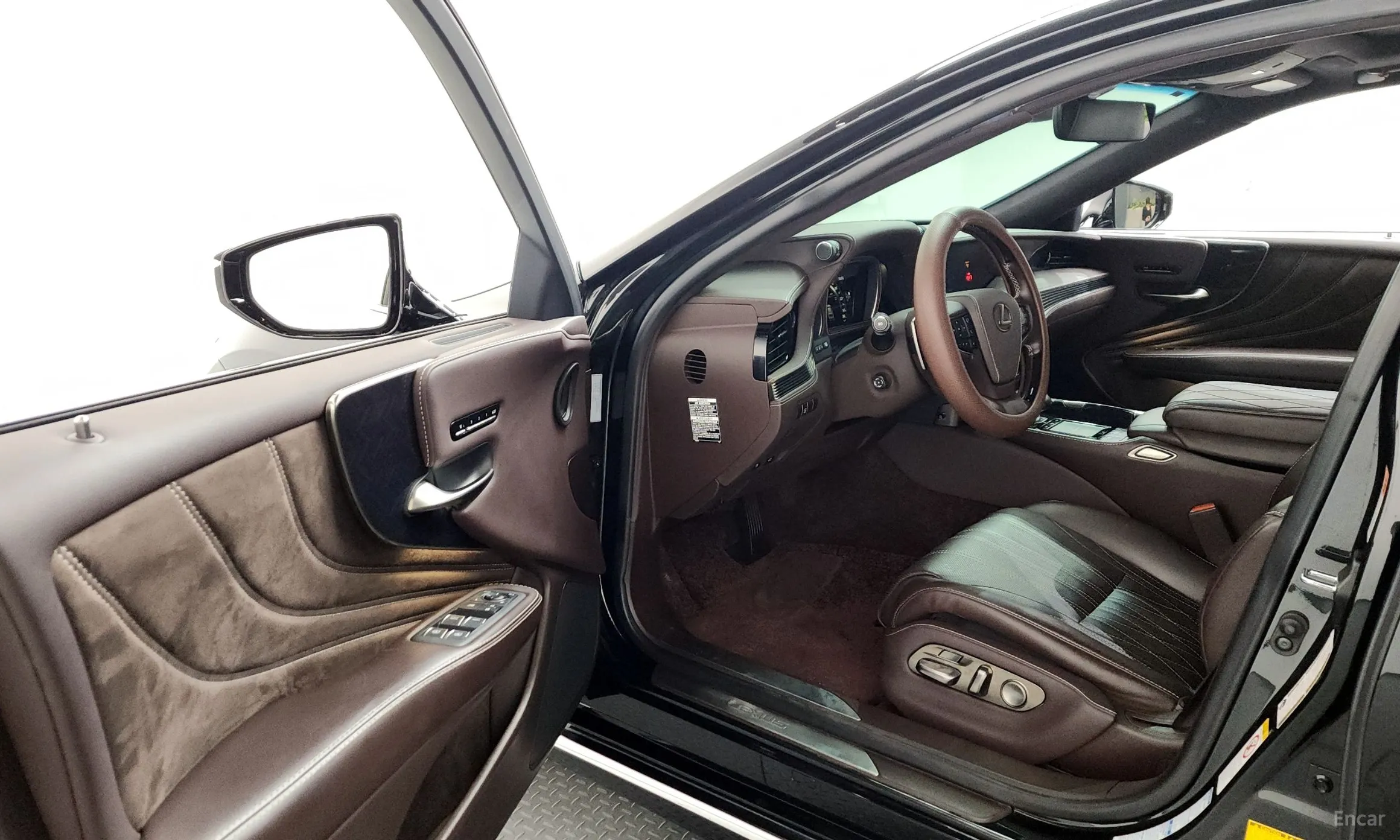 Lexus LS500 5th Generation превью 10