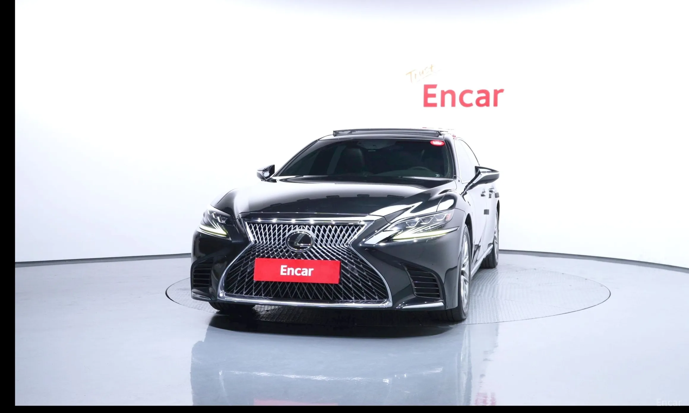 Lexus LS500 5th Generation превью 3