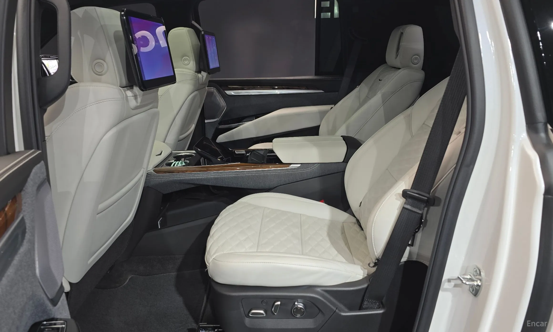 Cadillac Escalade 5th Generation превью 11