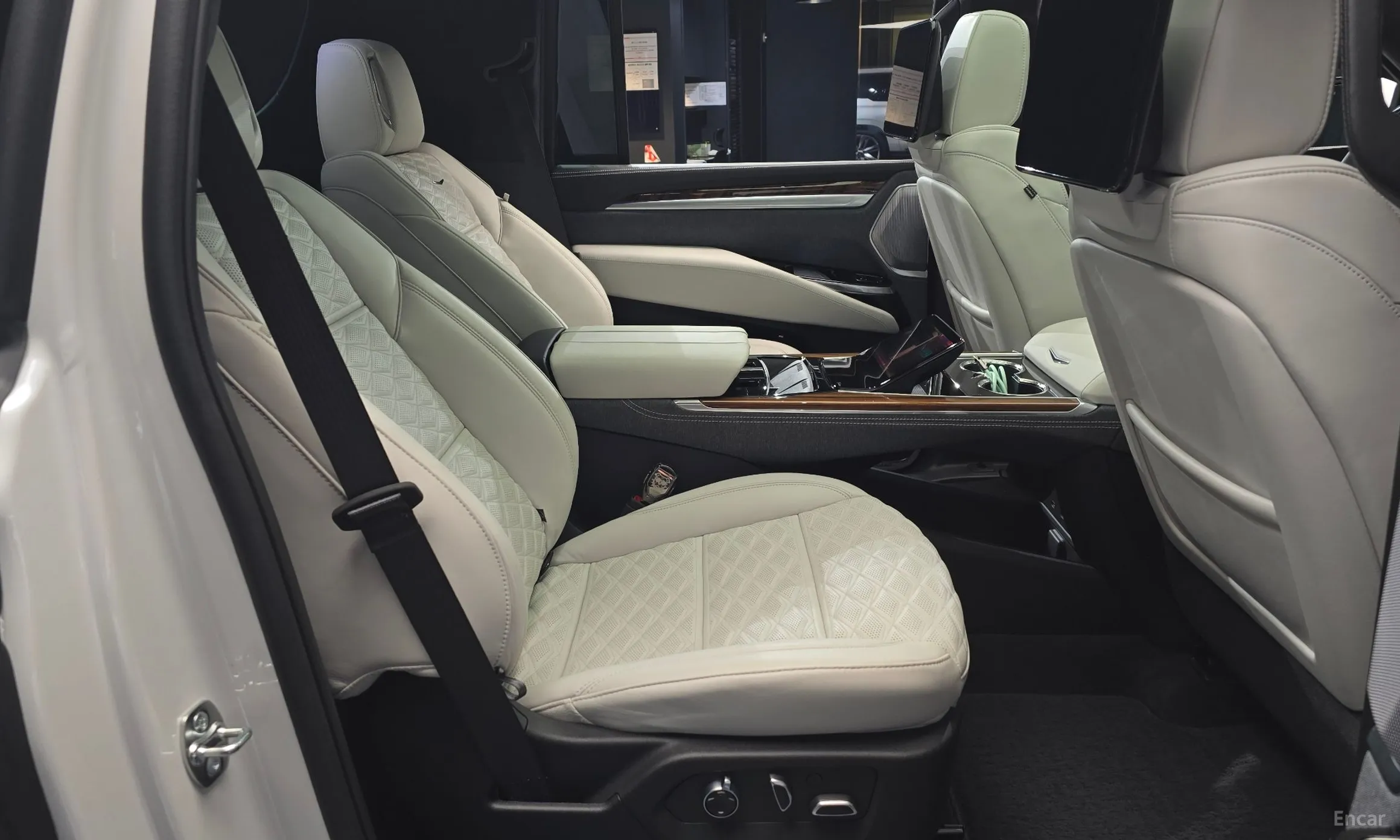 Cadillac Escalade 5th Generation превью 12