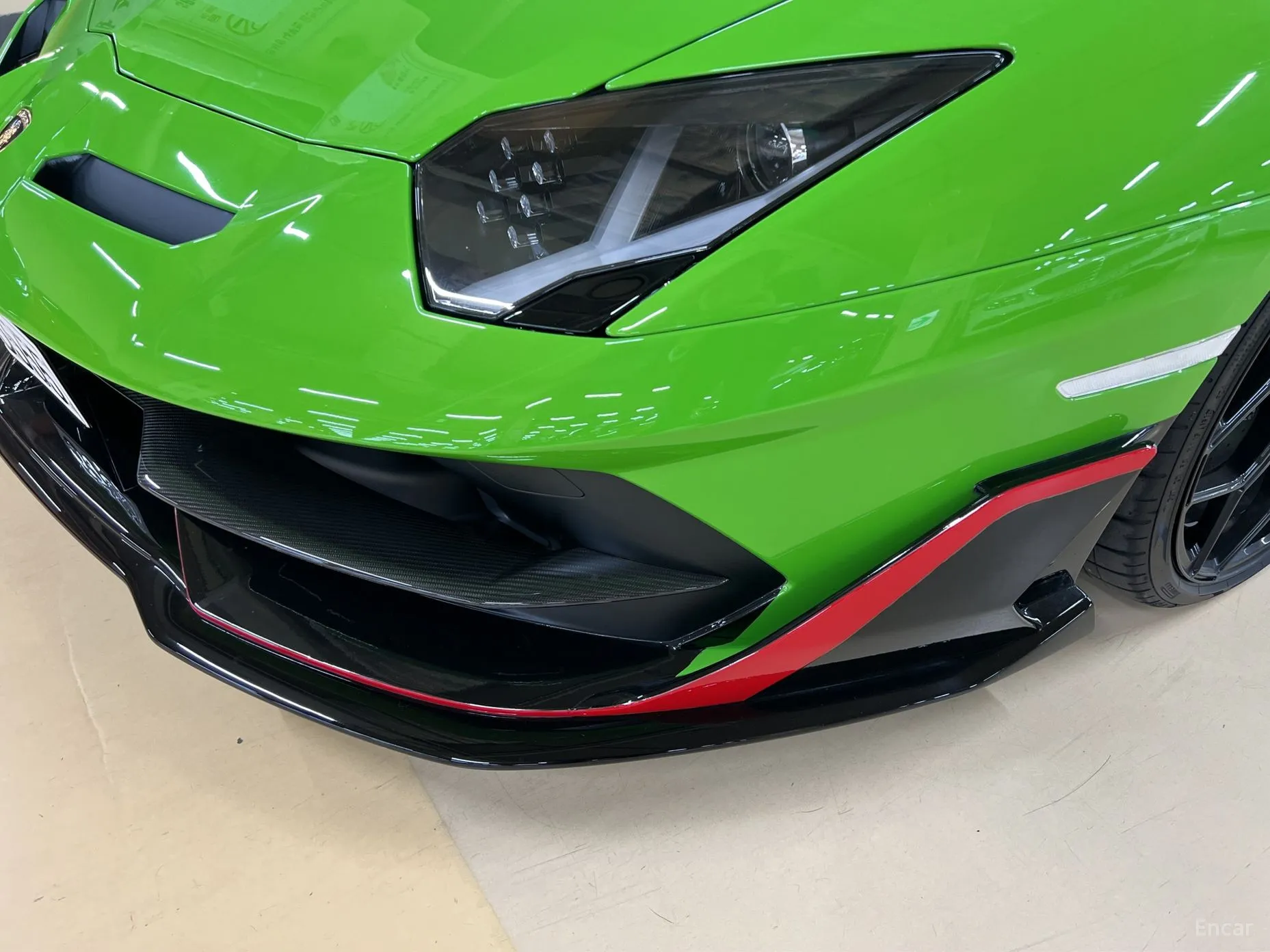 Lamborghini Aventador превью 15