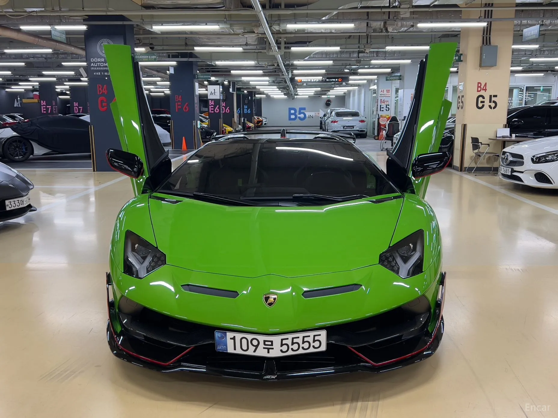 Lamborghini Aventador превью 20