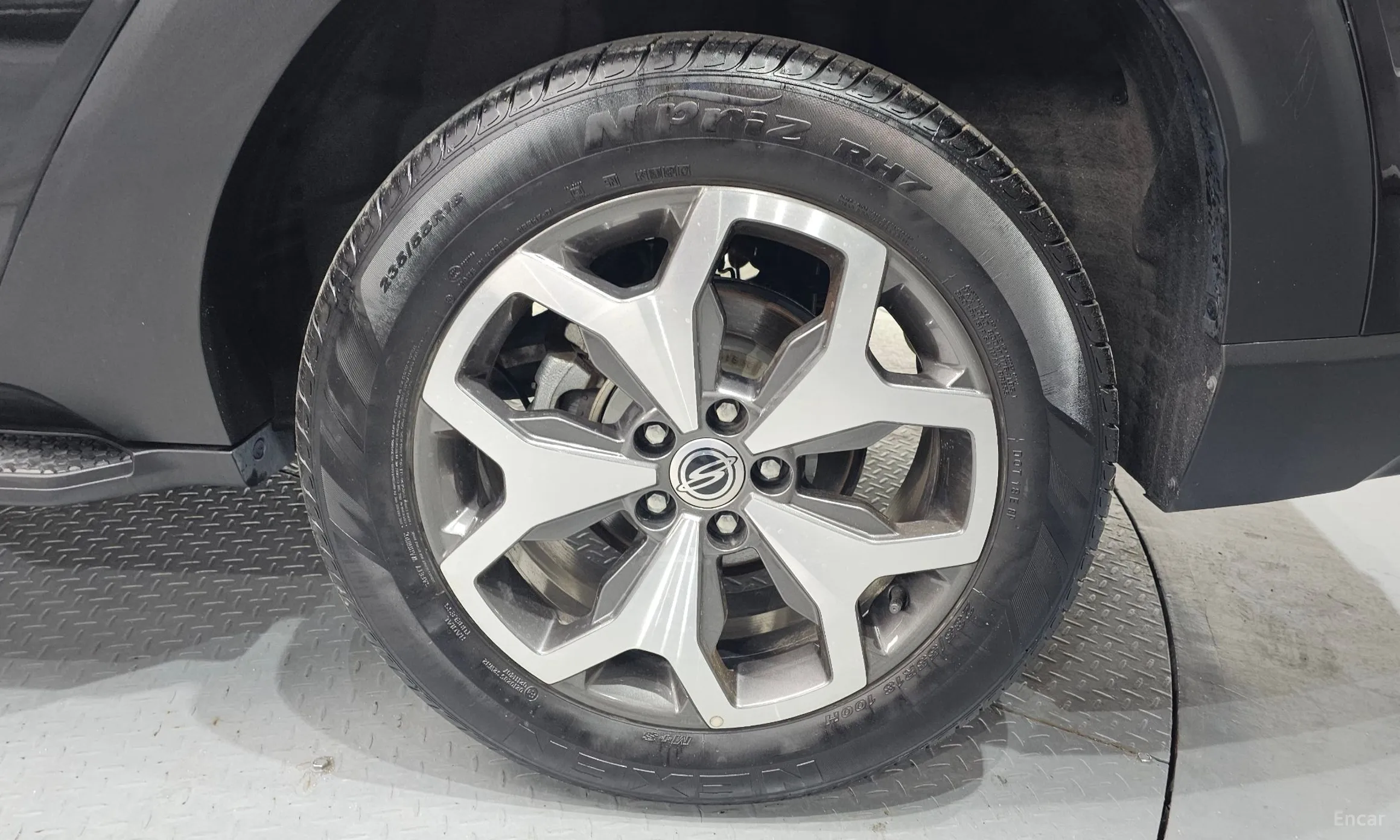 KG Mobility (SsangYong) Torres превью 5