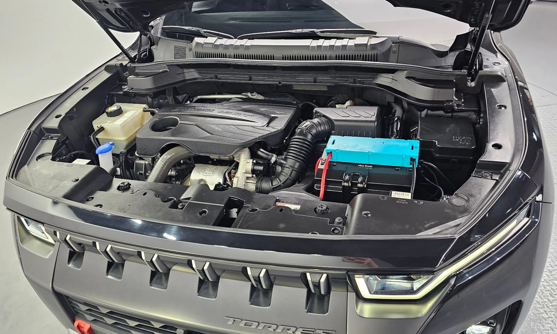 KG Mobility (SsangYong) Torres превью 6