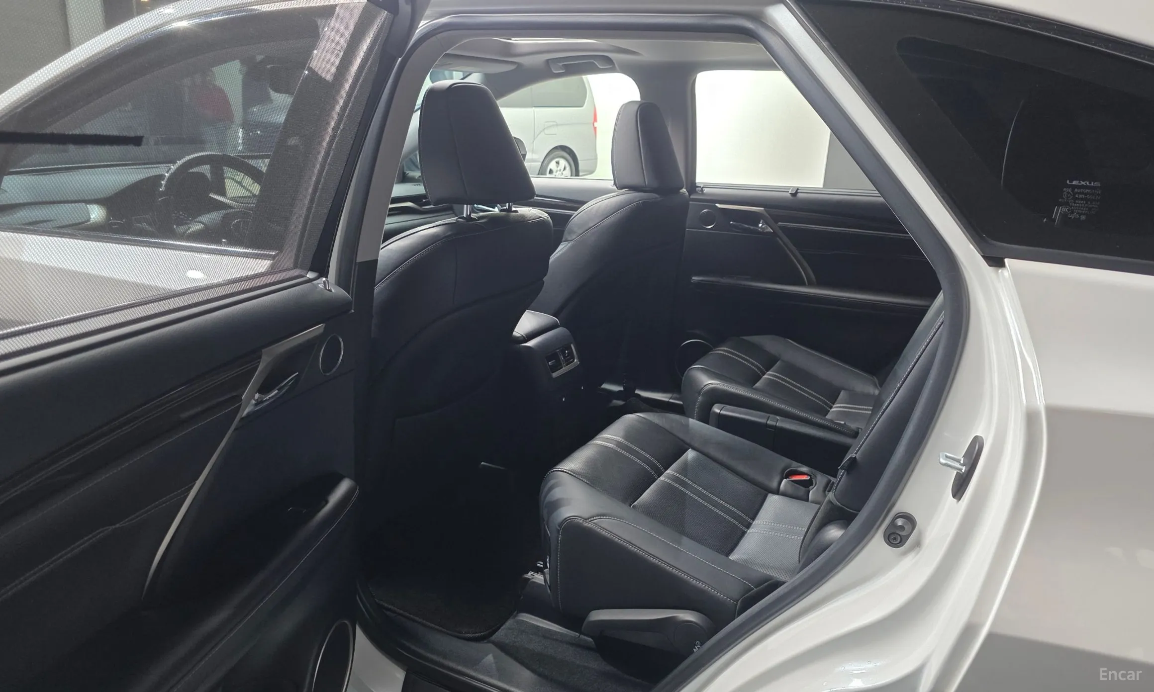 Lexus RX450hL 4th Generation превью 11