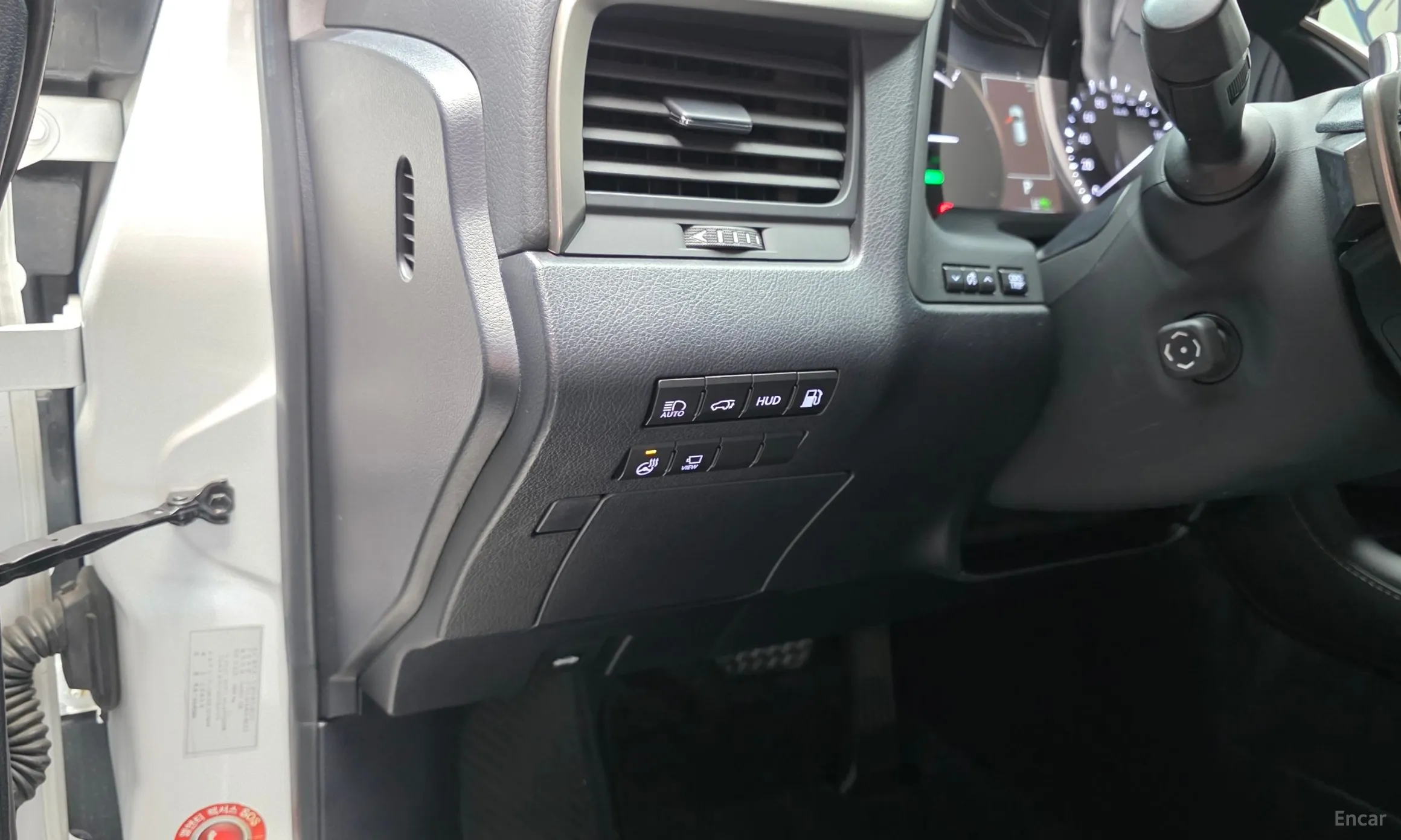 Lexus RX450hL 4th Generation превью 14