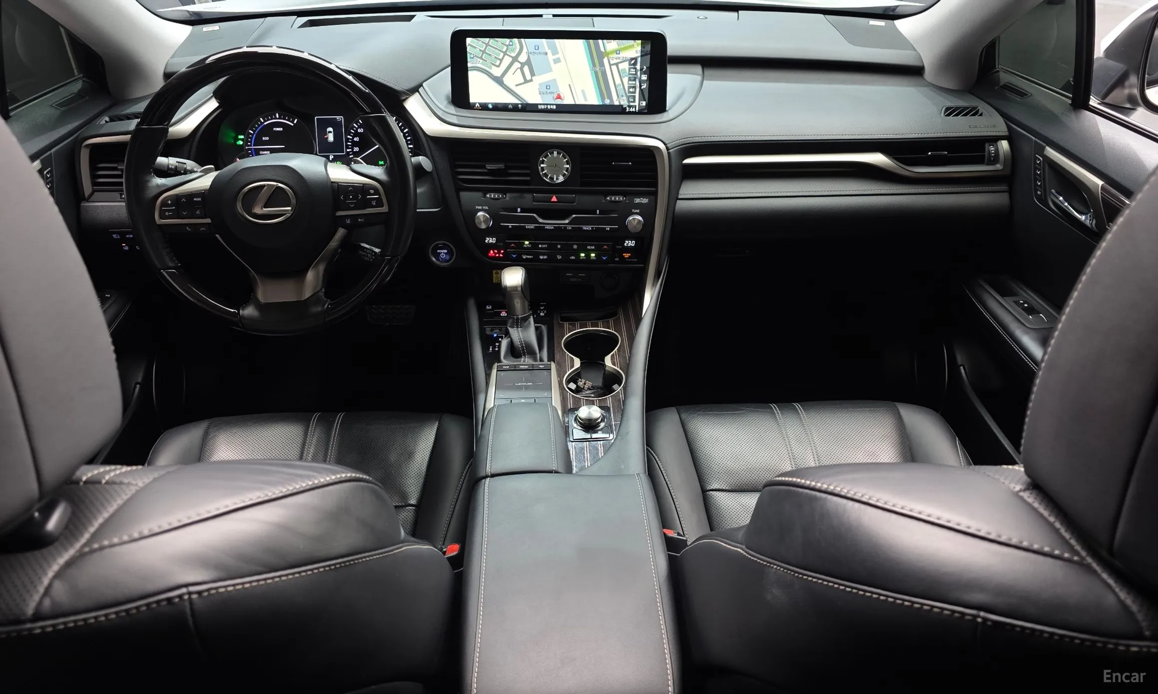 Lexus RX450hL 4th Generation превью 7