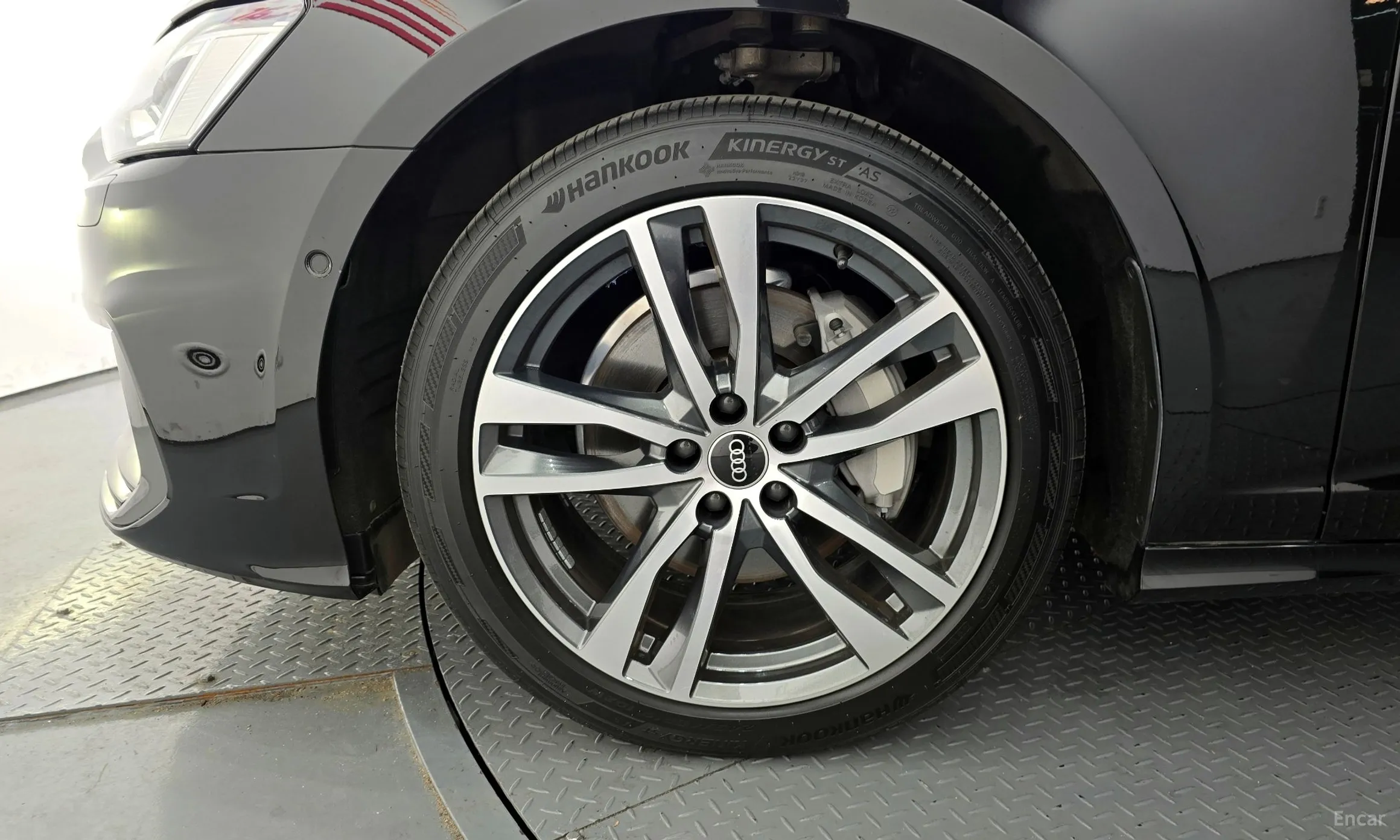 Audi A6 (C8) превью 5
