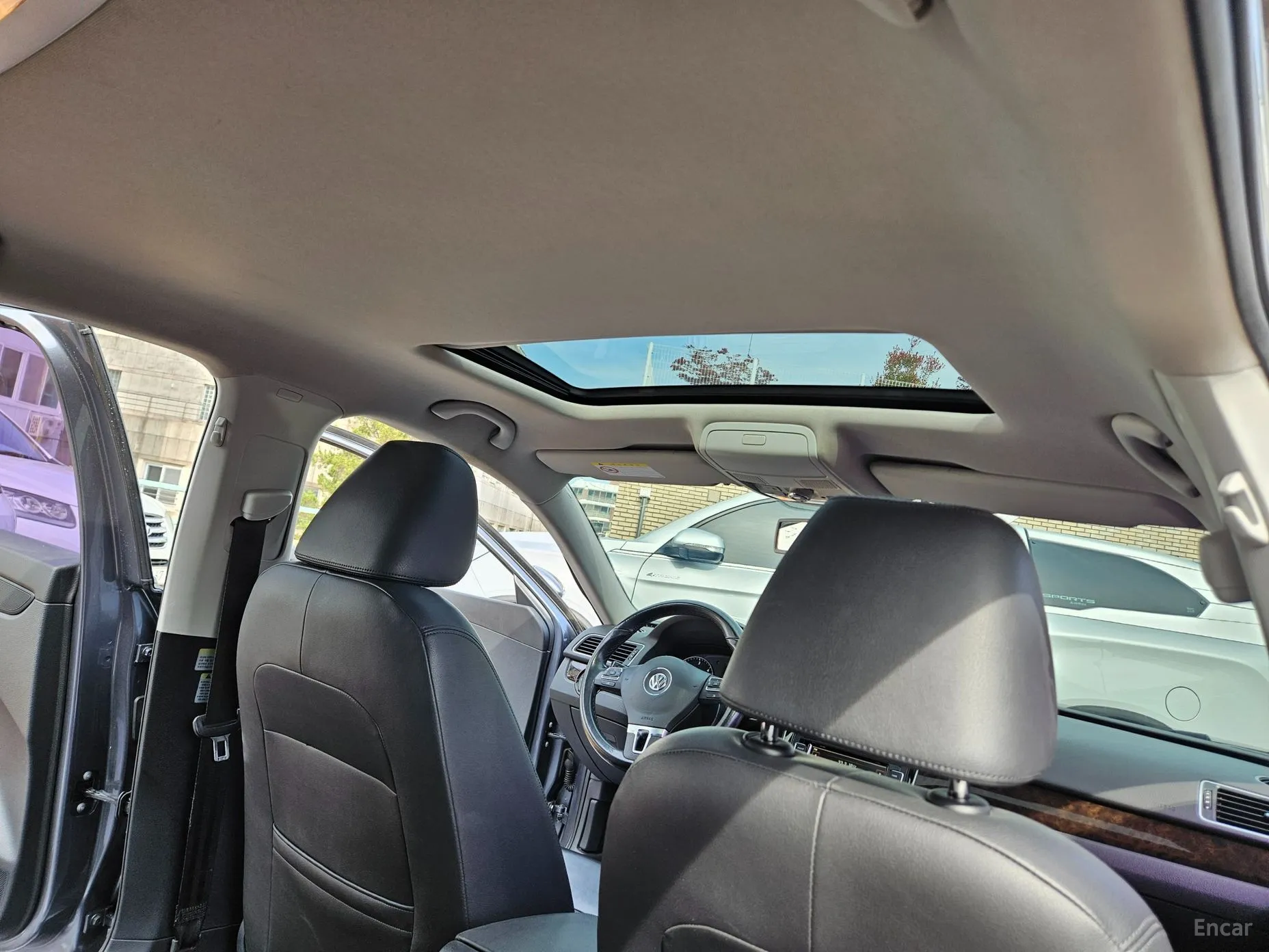 Volkswagen The New Passat превью 15
