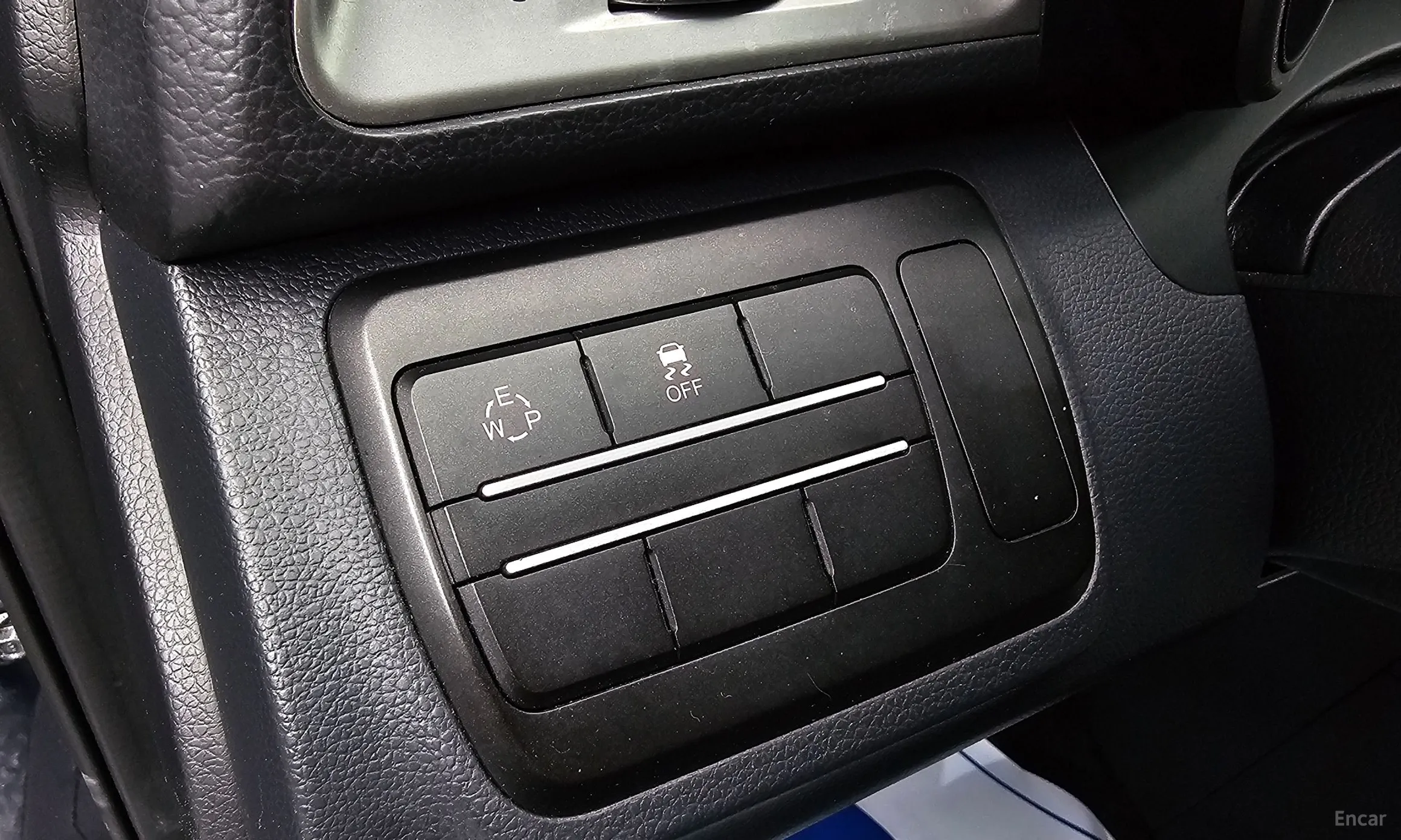 KG Mobility (SsangYong) Tivoli, Lazio превью 13