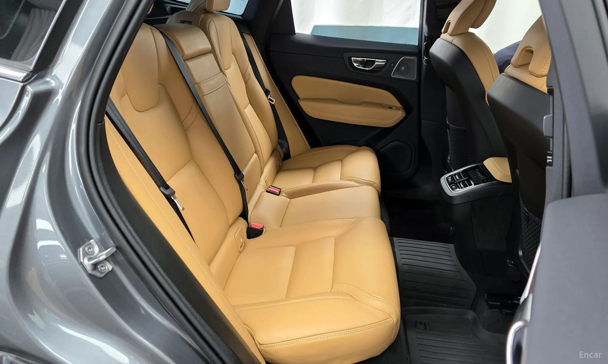 Volvo XC60 Gen 2 превью 12