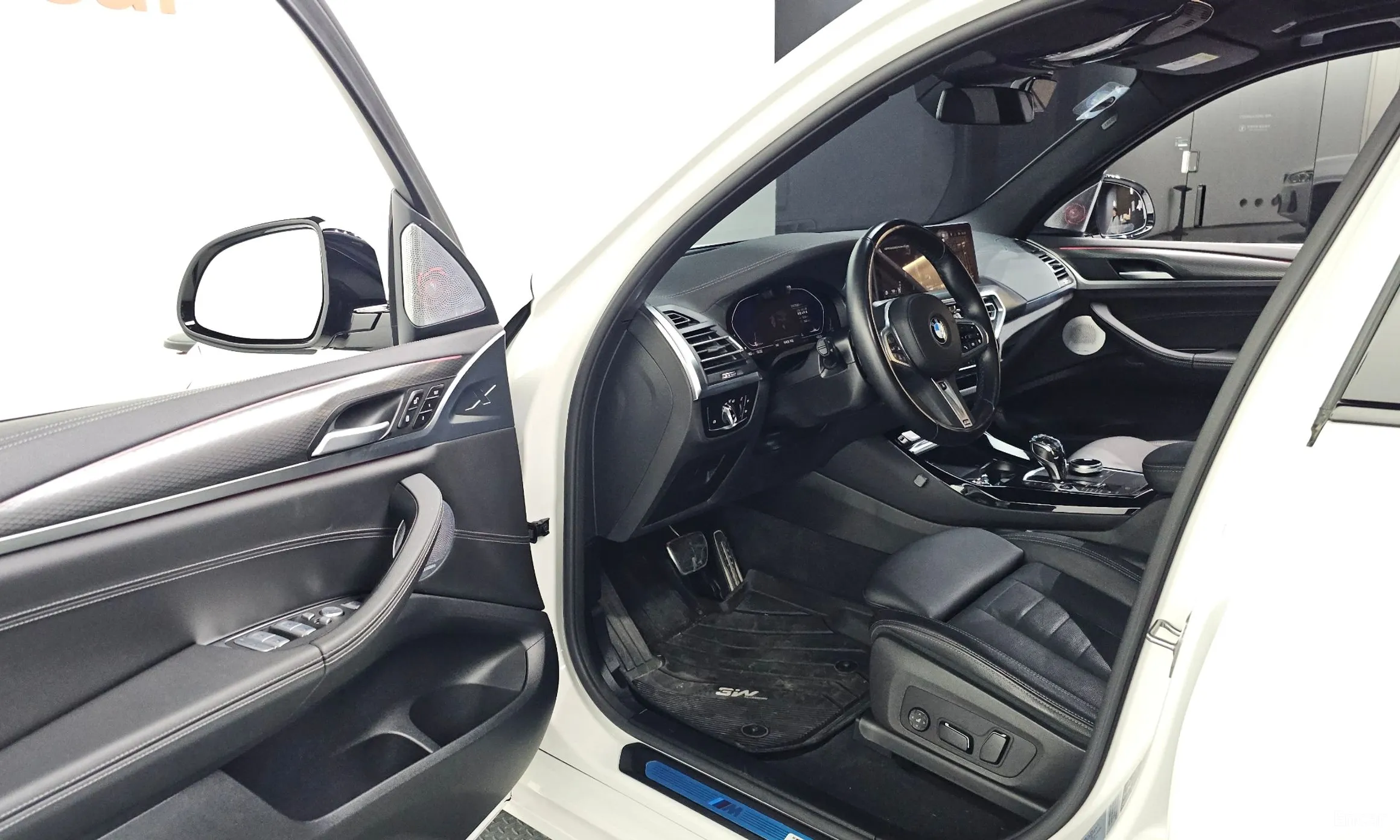 BMW X3 (G01) превью 10
