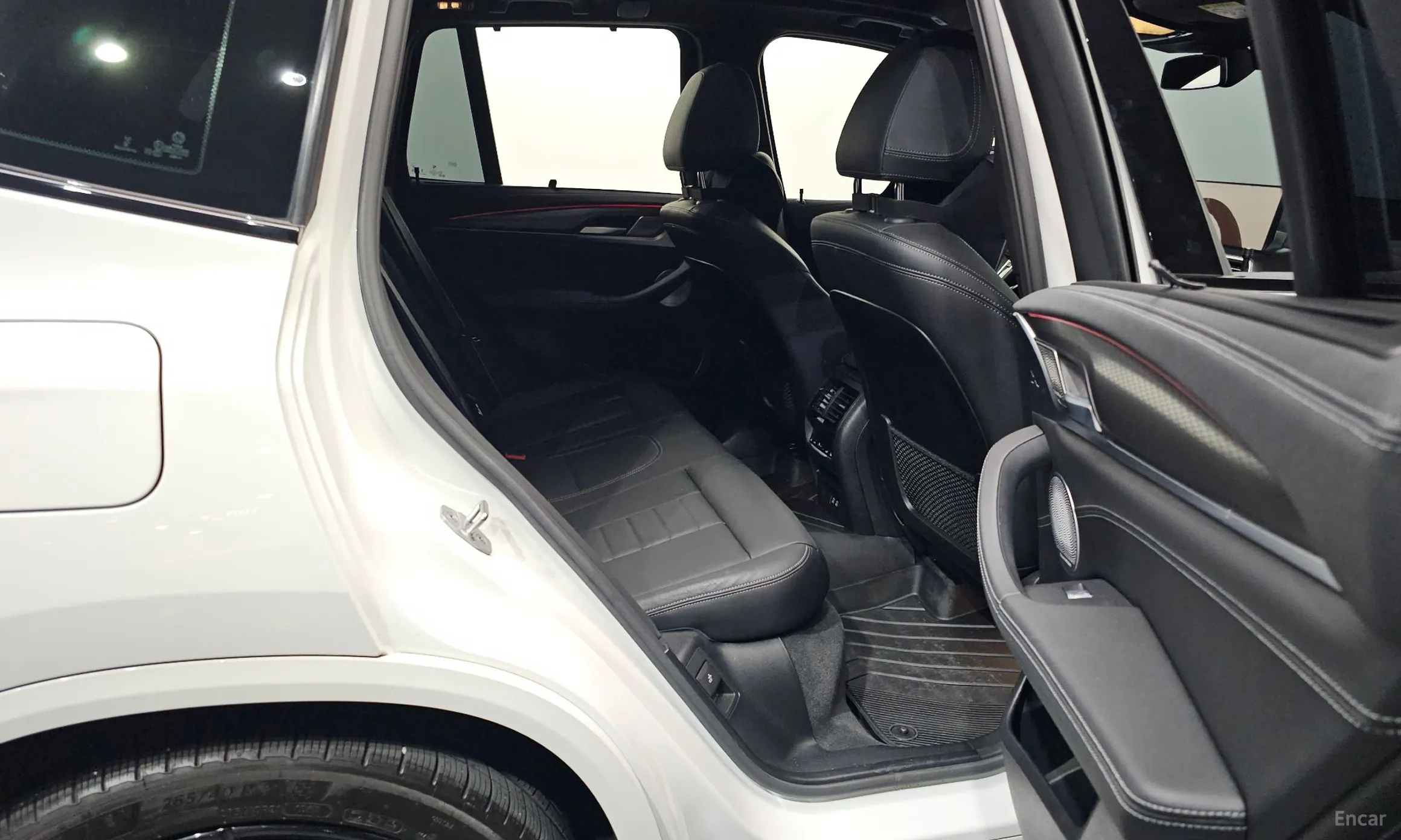BMW X3 (G01) превью 11