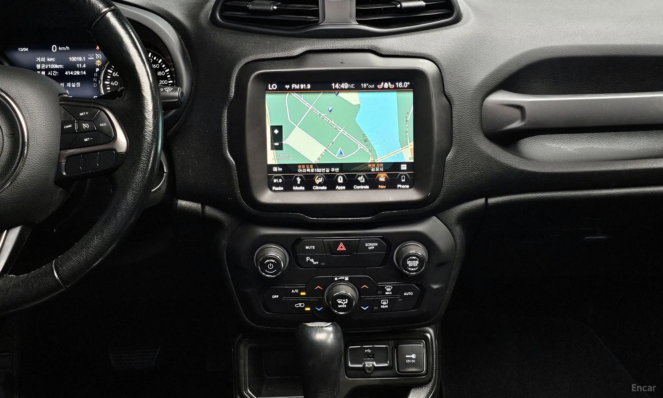 Jeep Renegade превью 17