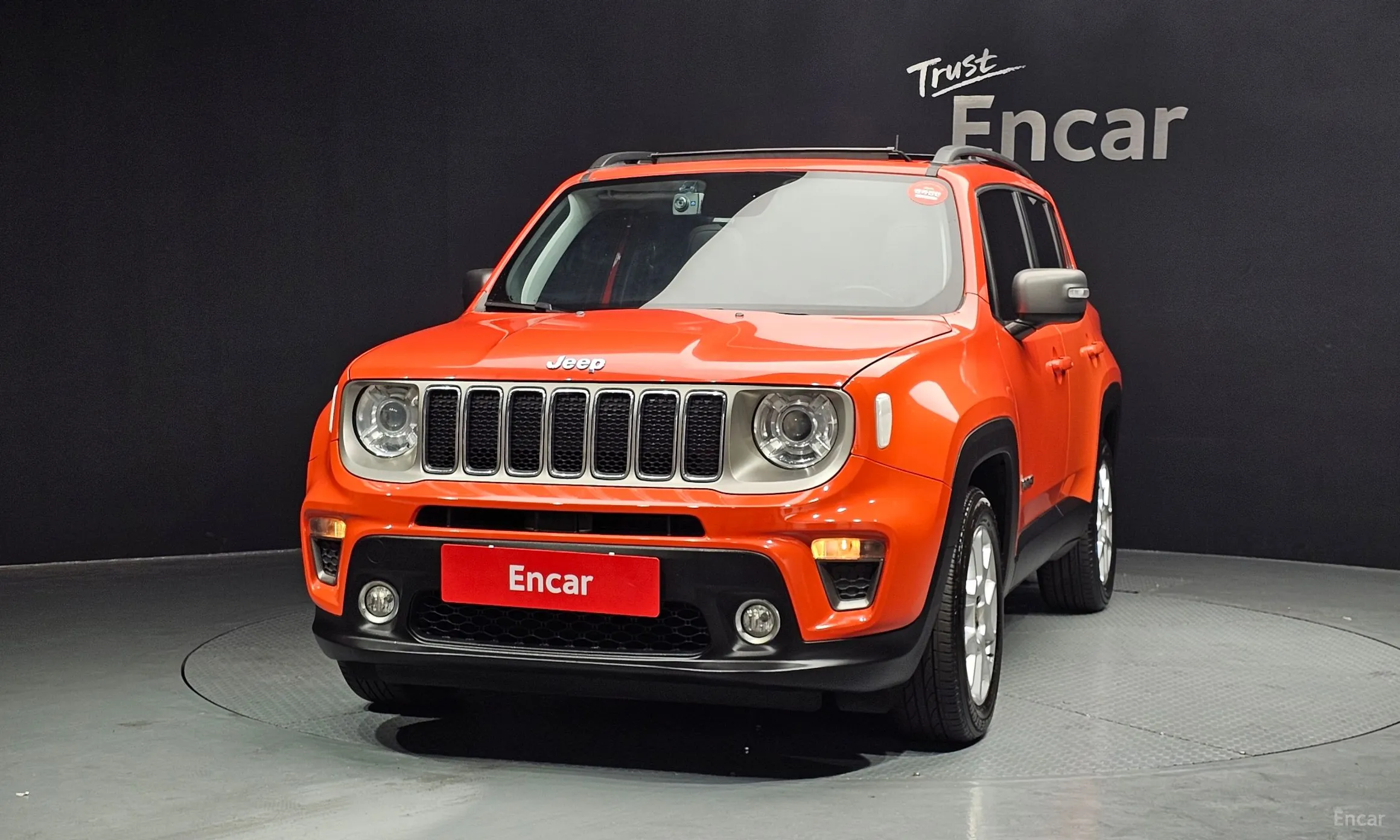 Jeep Renegade превью 3