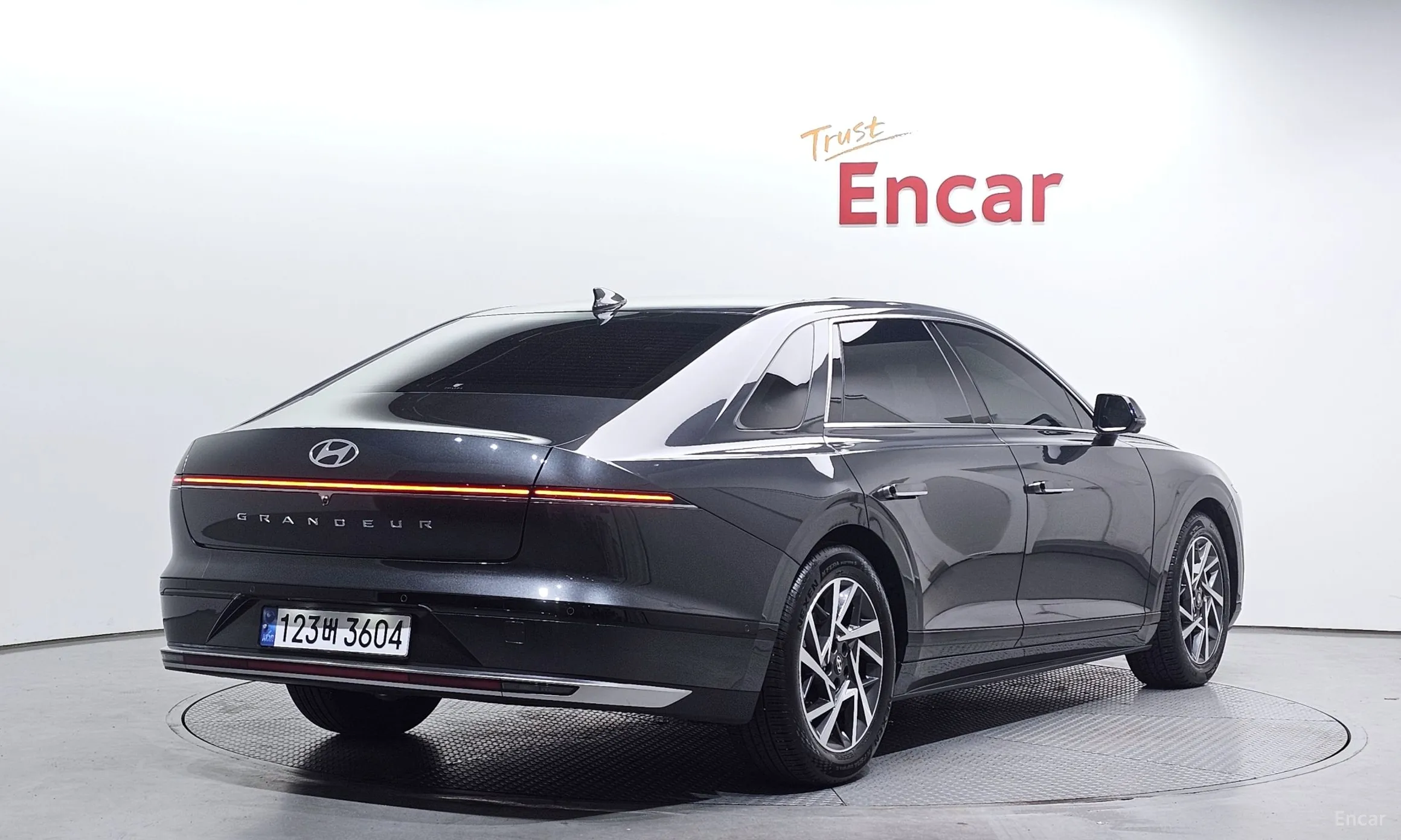 Hyundai Grandeur (GN7)